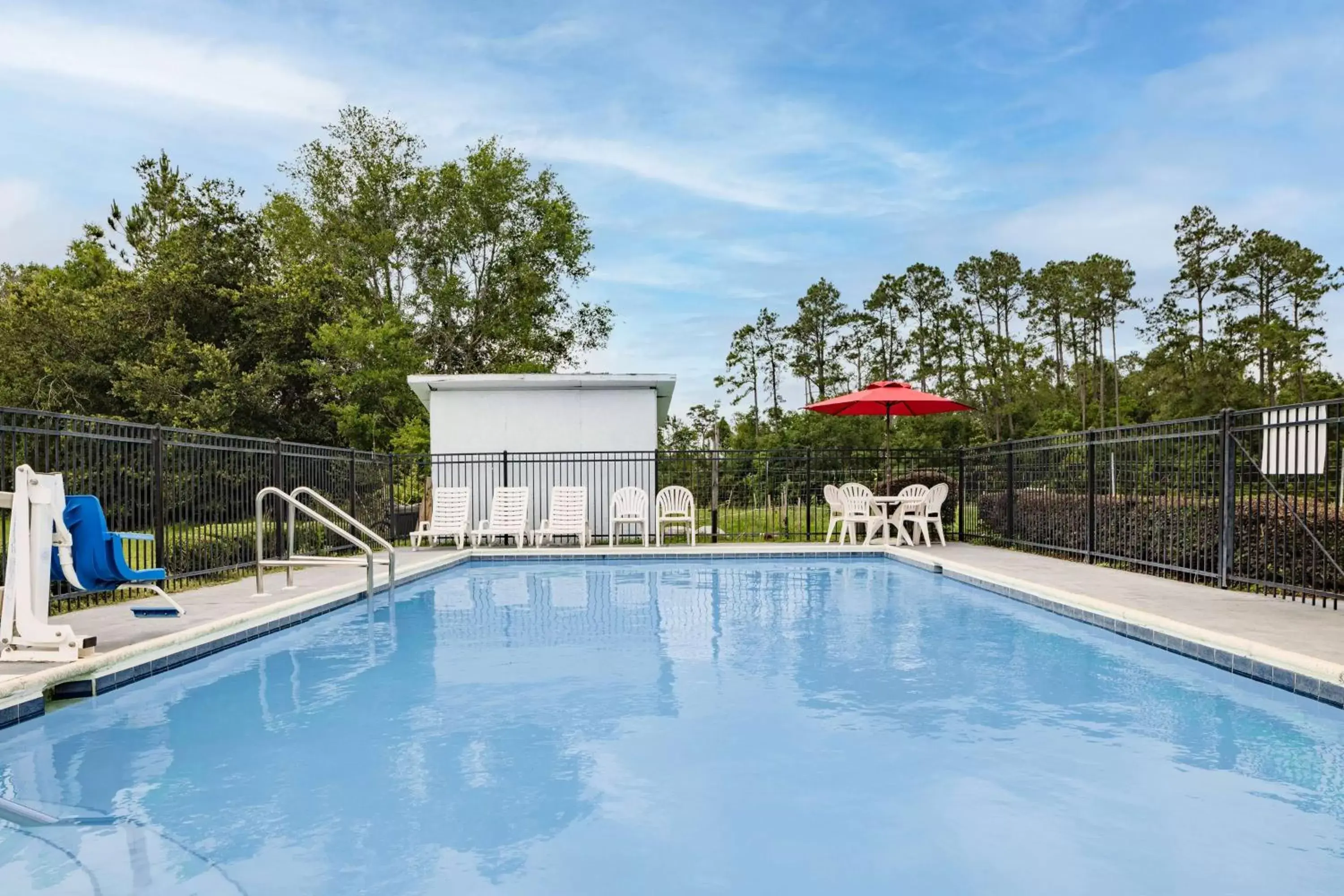 Pool view, Swimming Pool in Days Inn by Wyndham Pensacola West