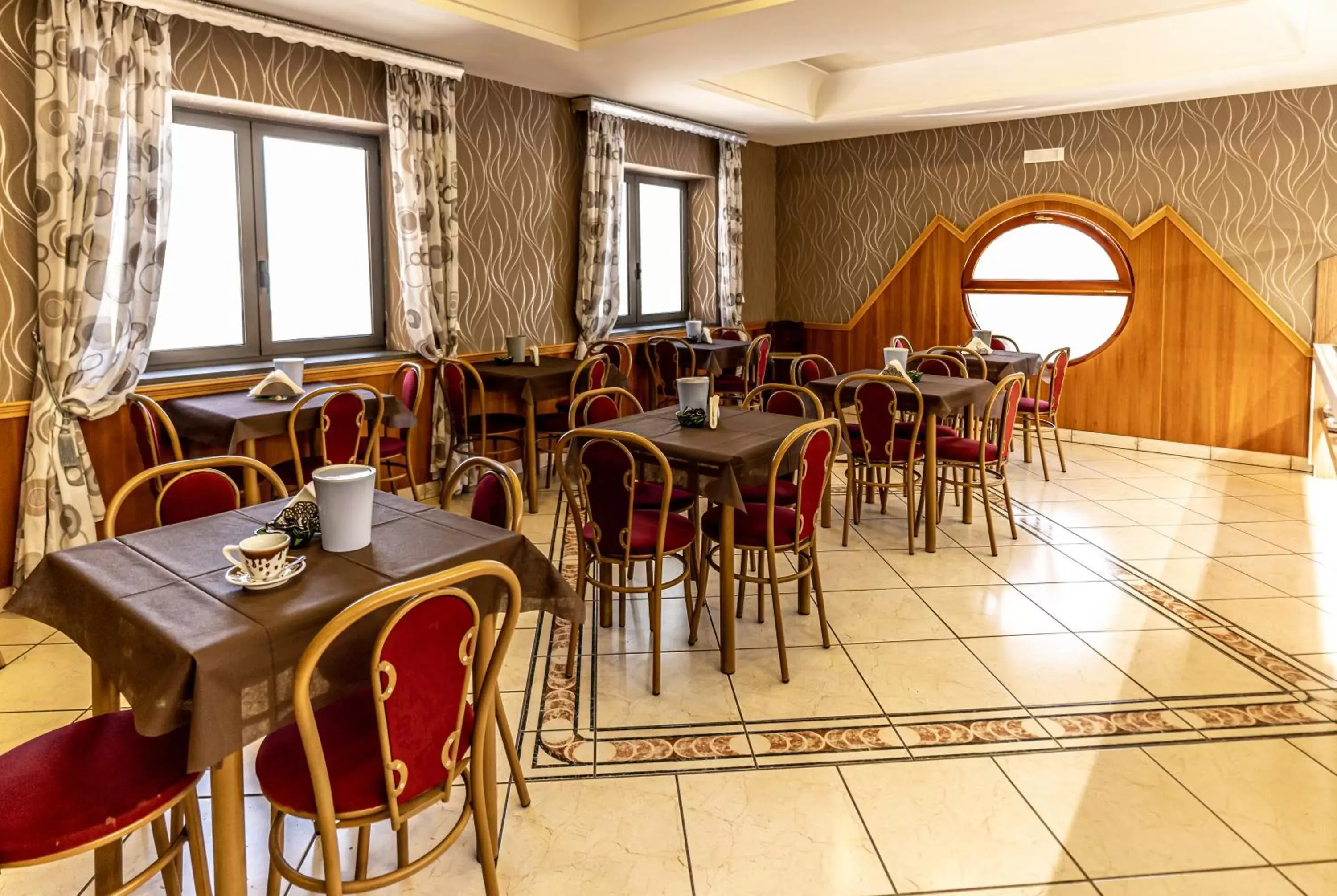 Breakfast, Restaurant/Places to Eat in Hotel Smeraldo