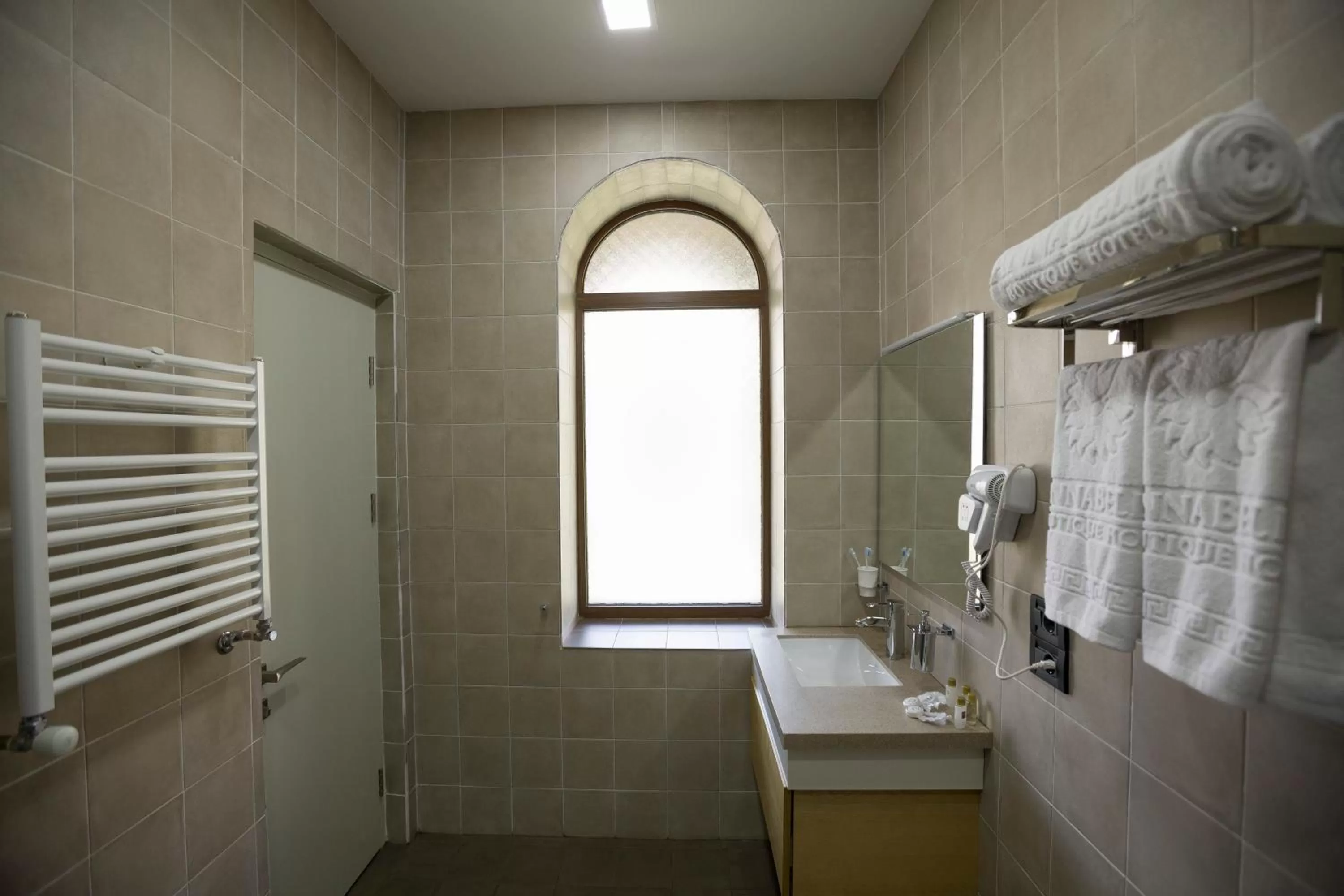 Shower in AnnaBella Boutique Hotel