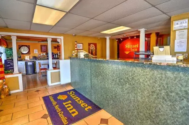 Lobby or reception in Sunset Inn