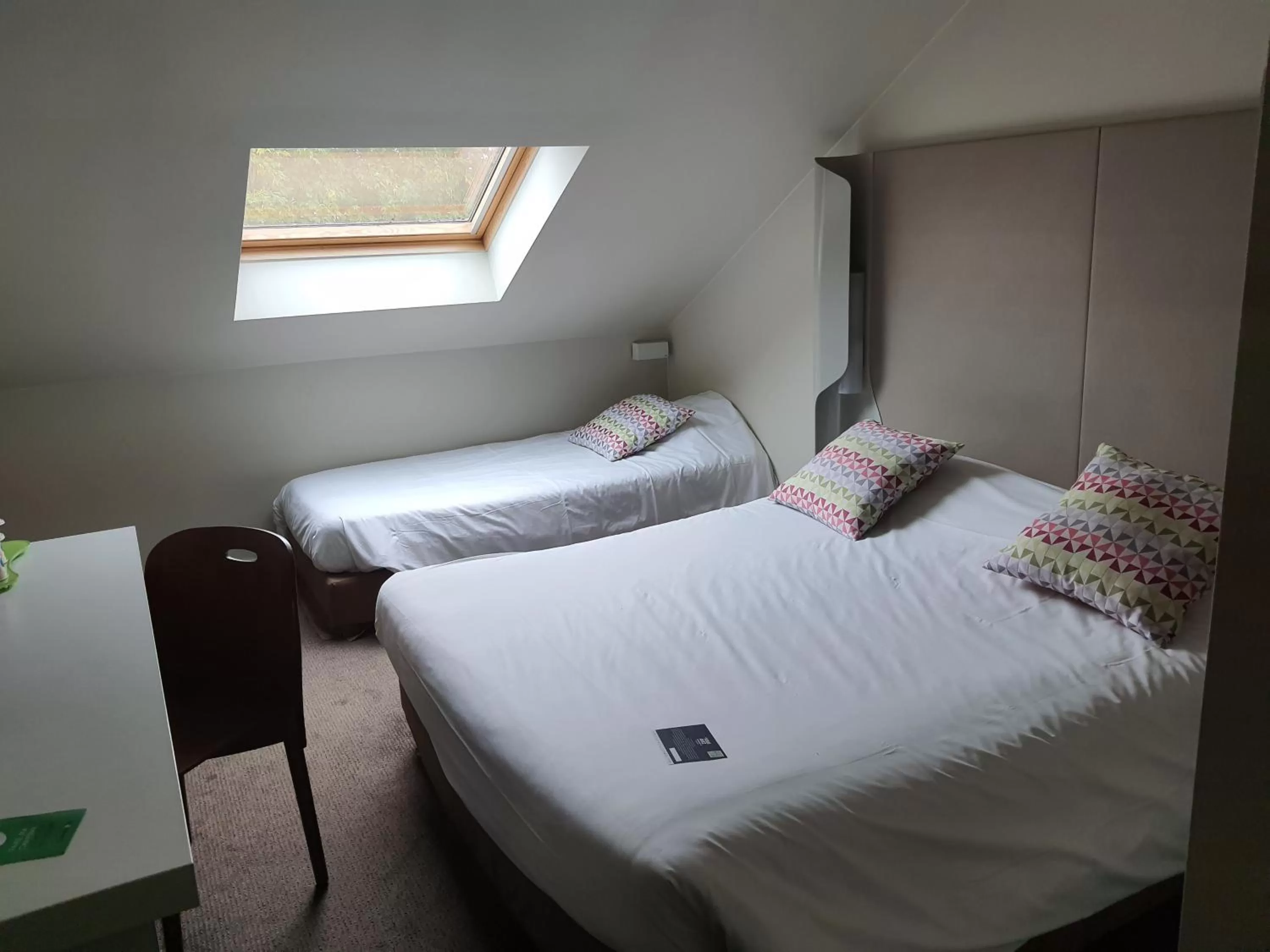 Photo of the whole room, Bed in Campanile Vannes