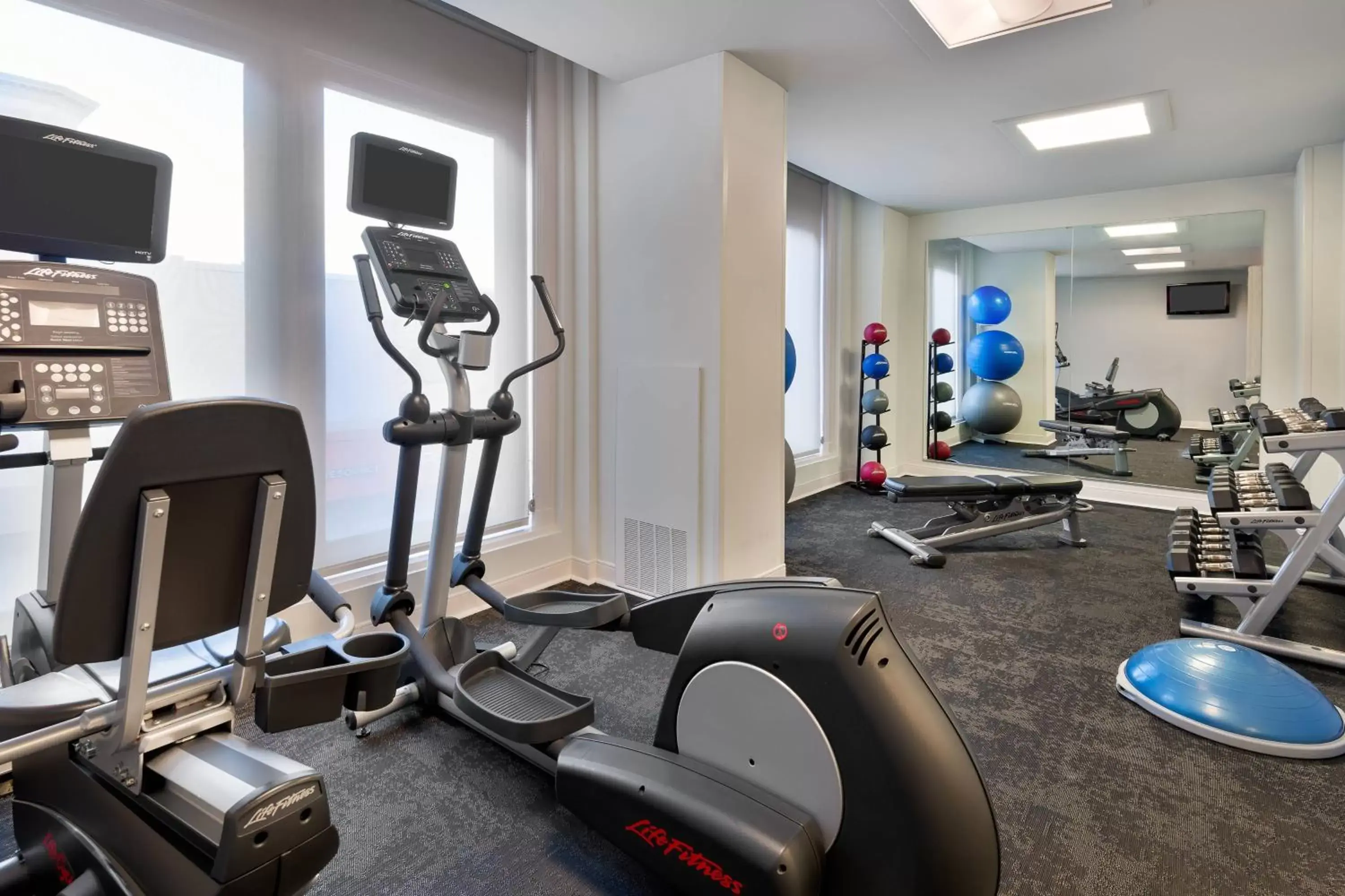 Fitness centre/facilities, Fitness Center/Facilities in Fairfield Inn & Suites by Marriott Atlanta Downtown
