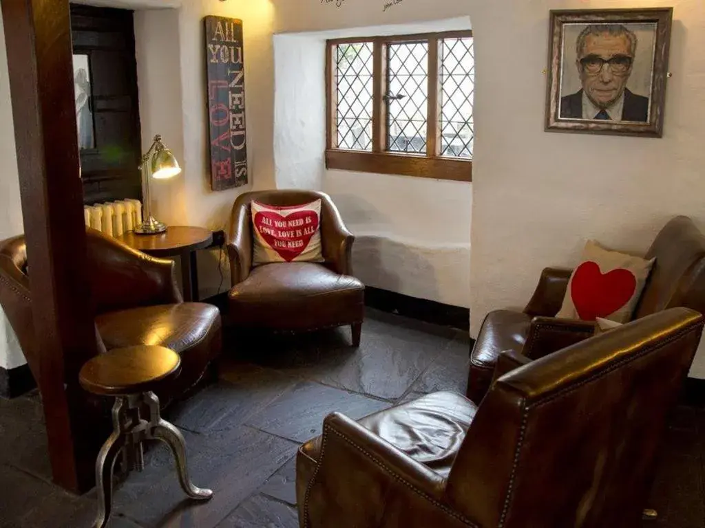 Lounge or bar, Seating Area in Kings Arms Hotel