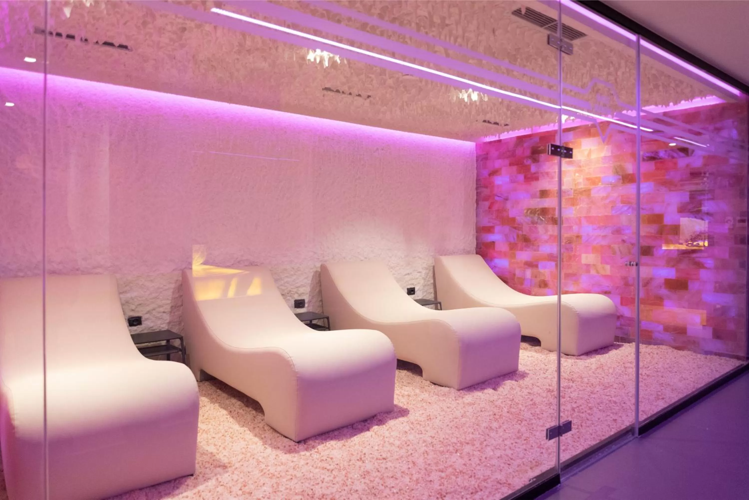 Spa and wellness centre/facilities in Black Diamond Hotel