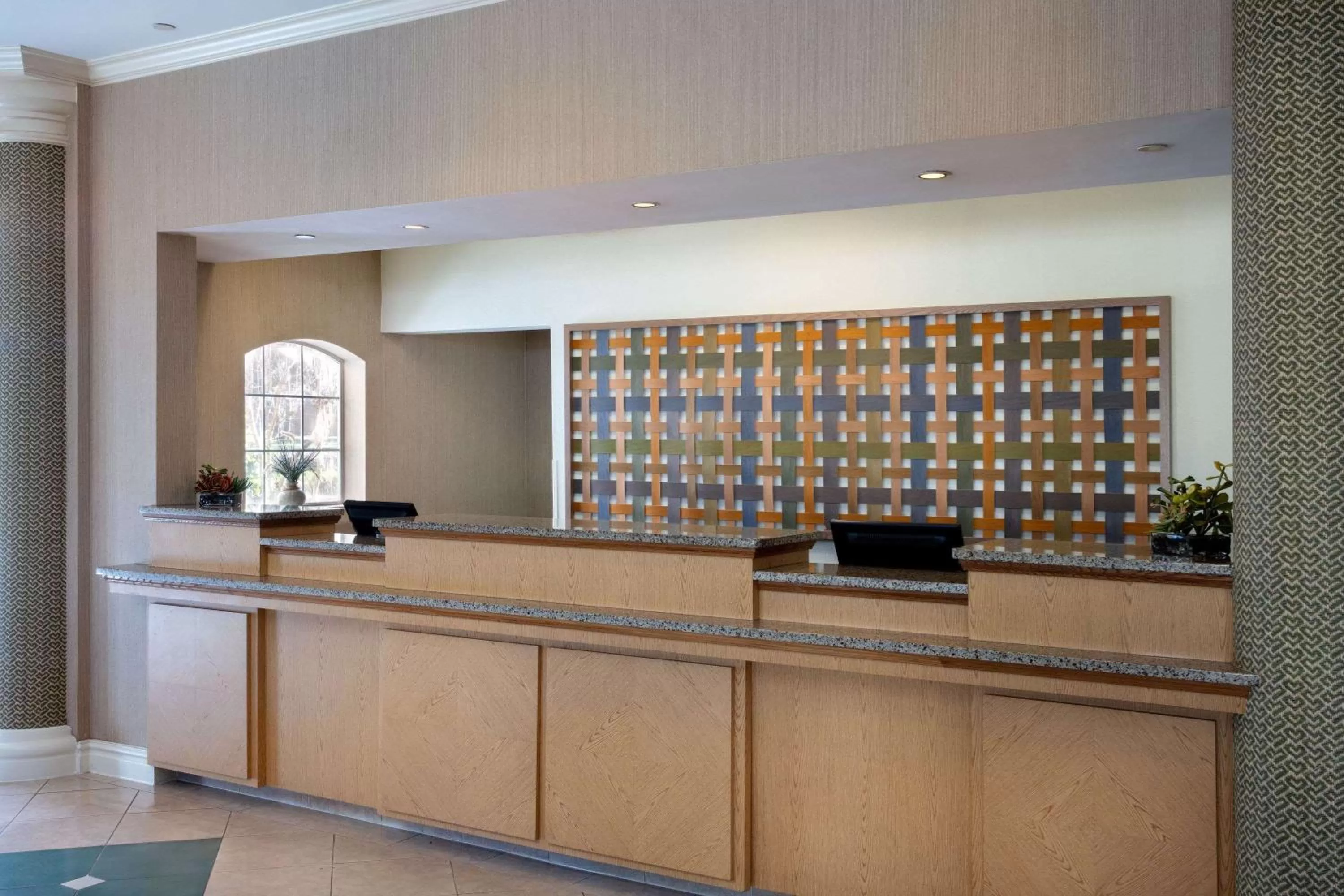 Lobby or reception in La Quinta Inn and Suites by Wyndham, Ocala