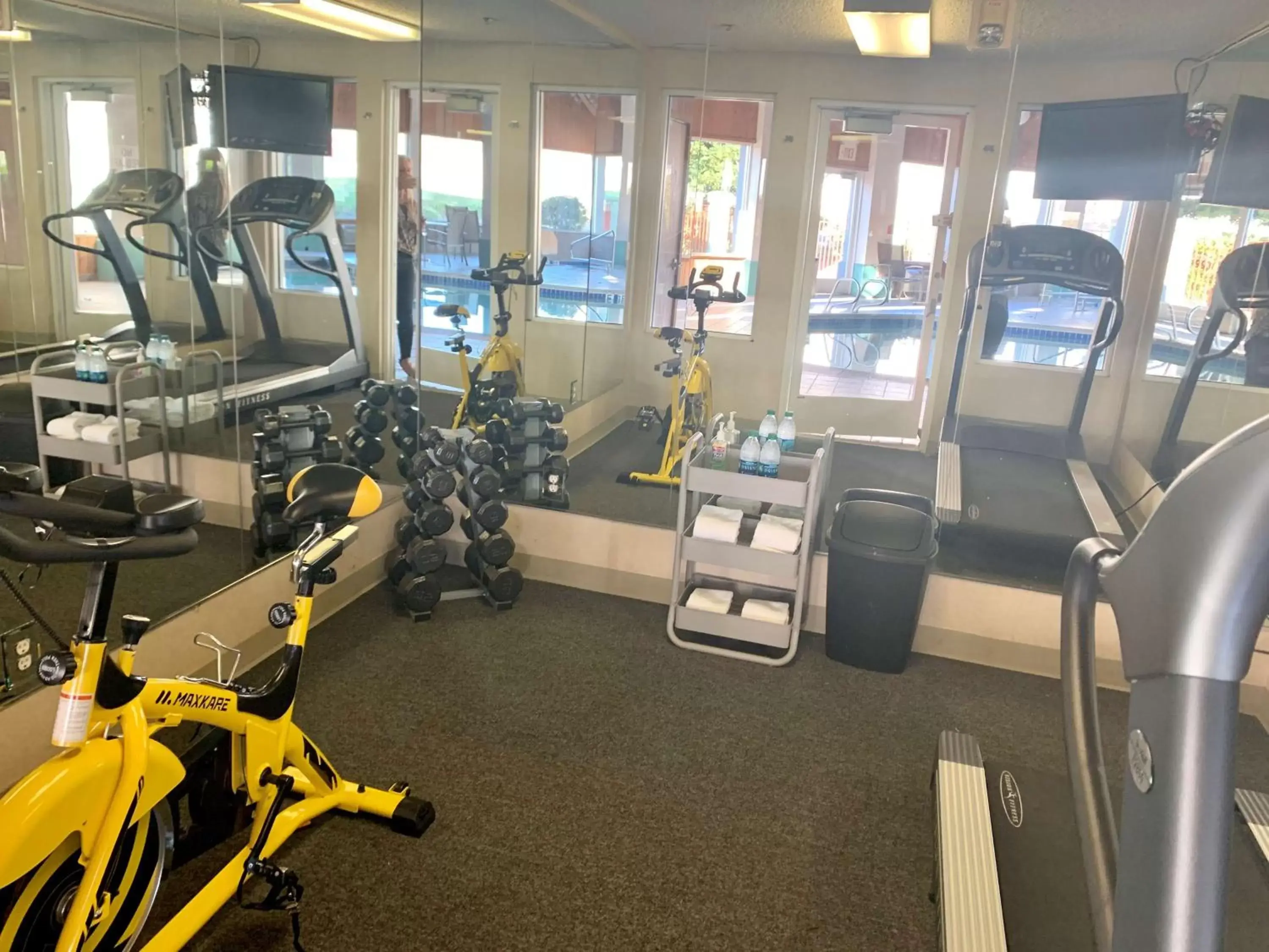 Fitness centre/facilities, Fitness Center/Facilities in SureStay Plus Hotel by Best Western Redding