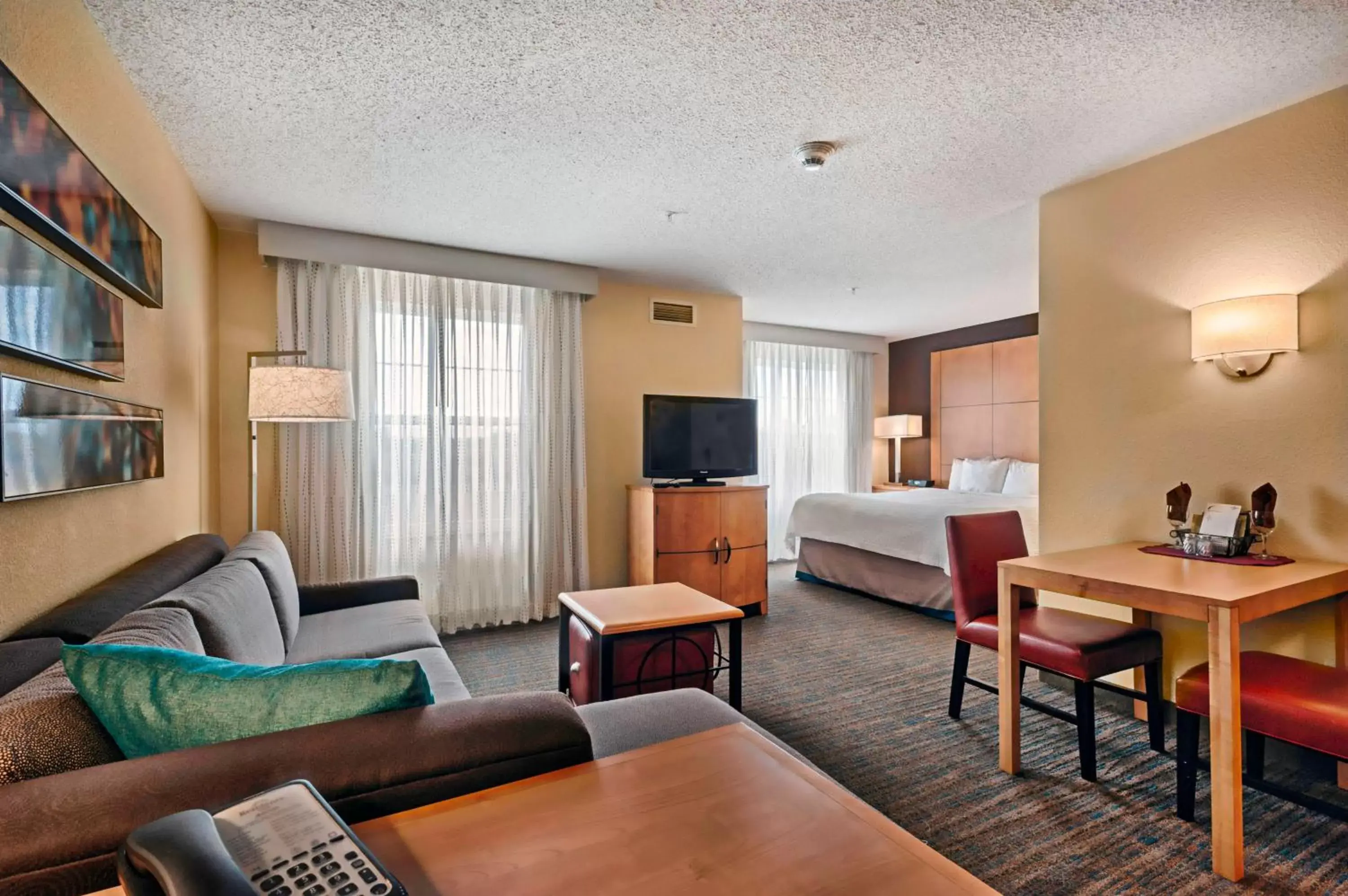 Living room, Seating Area in Residence Inn Mt. Laurel at Bishop's Gate