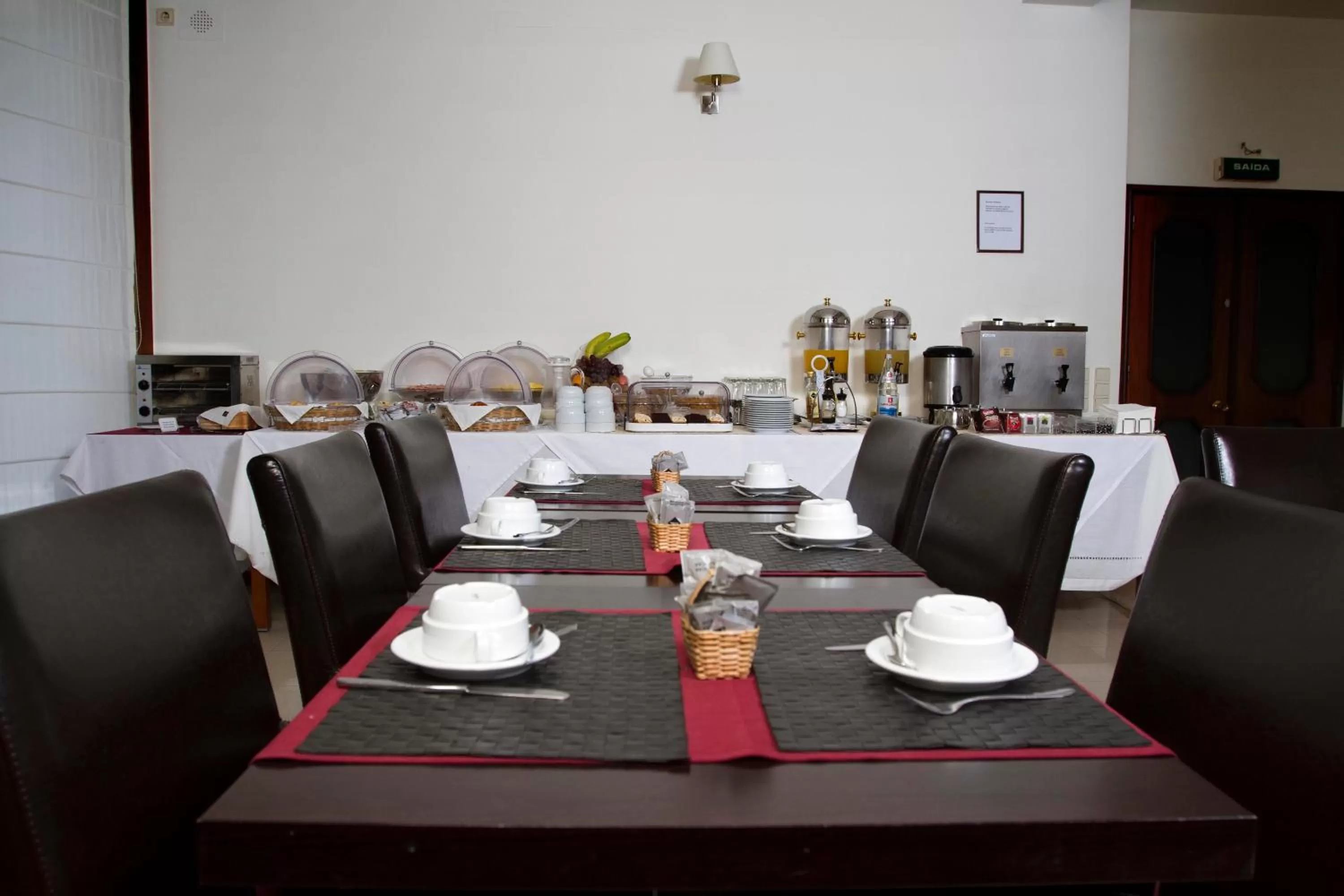 Restaurant/places to eat in Hotel Sao Jose