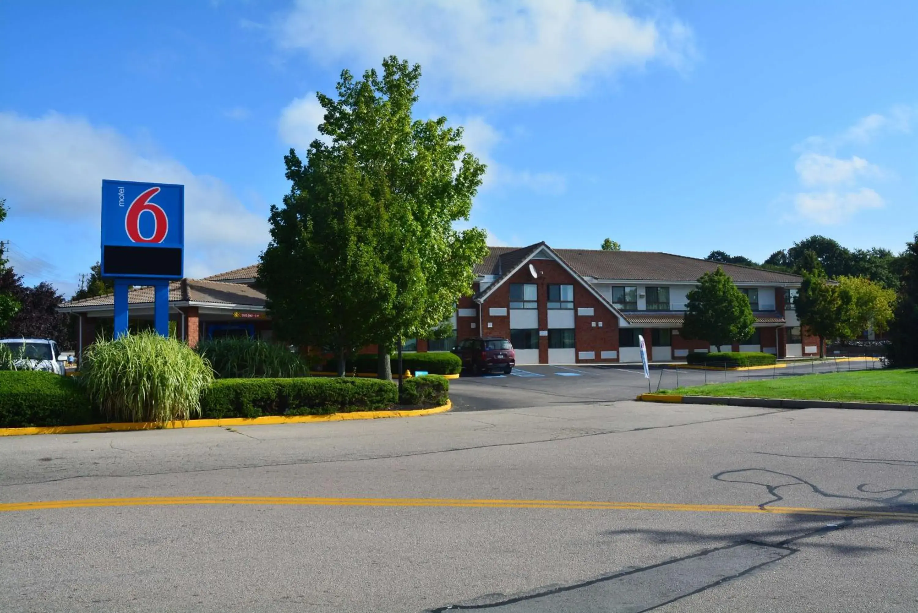 Property Building in Motel 6-Newport, RI