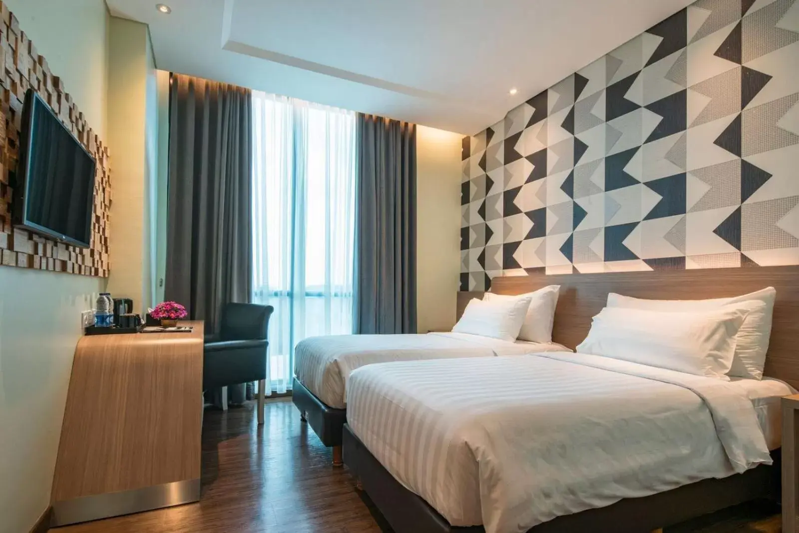 Bedroom, Bed in Luminor Hotel Pecenongan Jakarta By WH