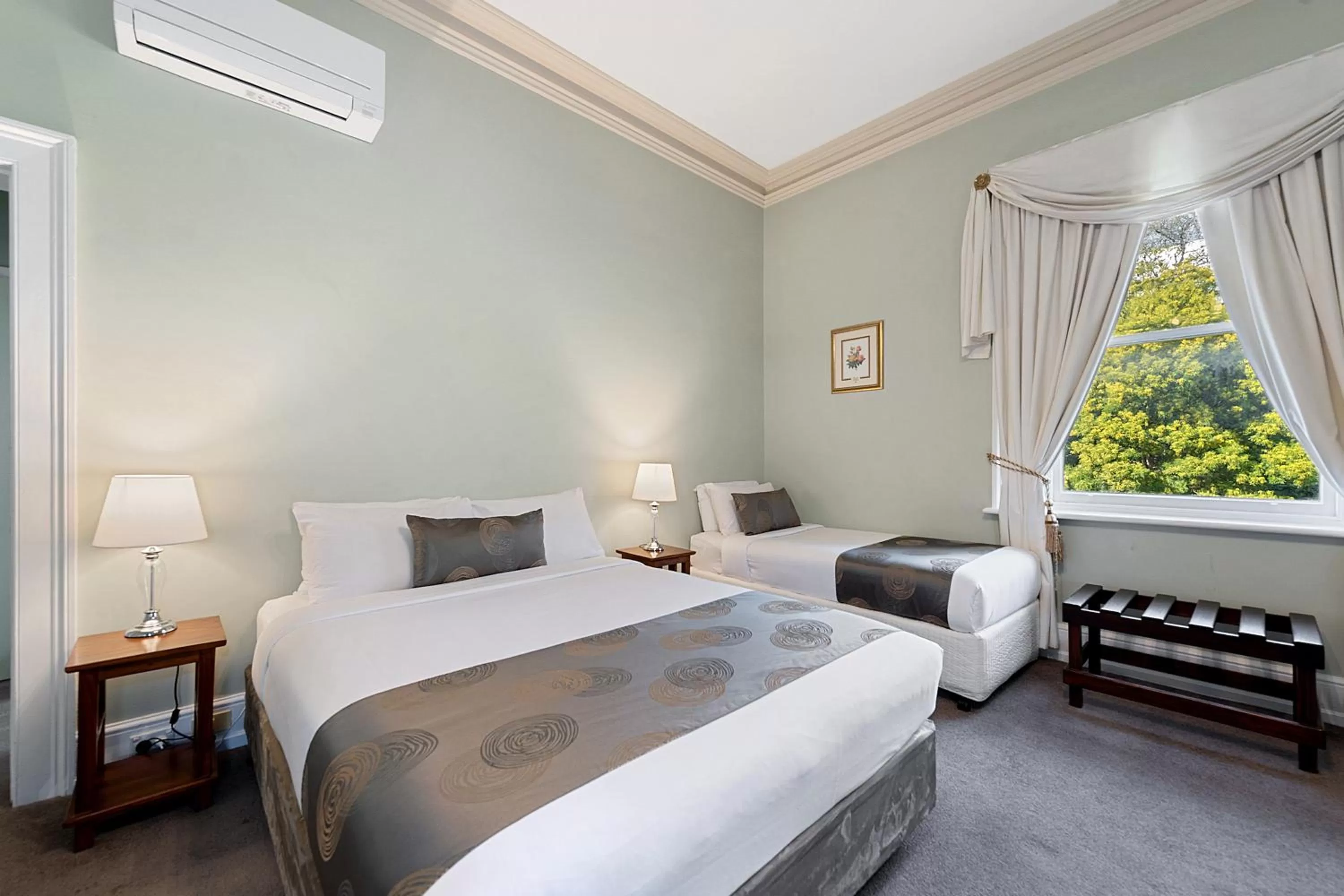Standard Twin Room in Waratah On York