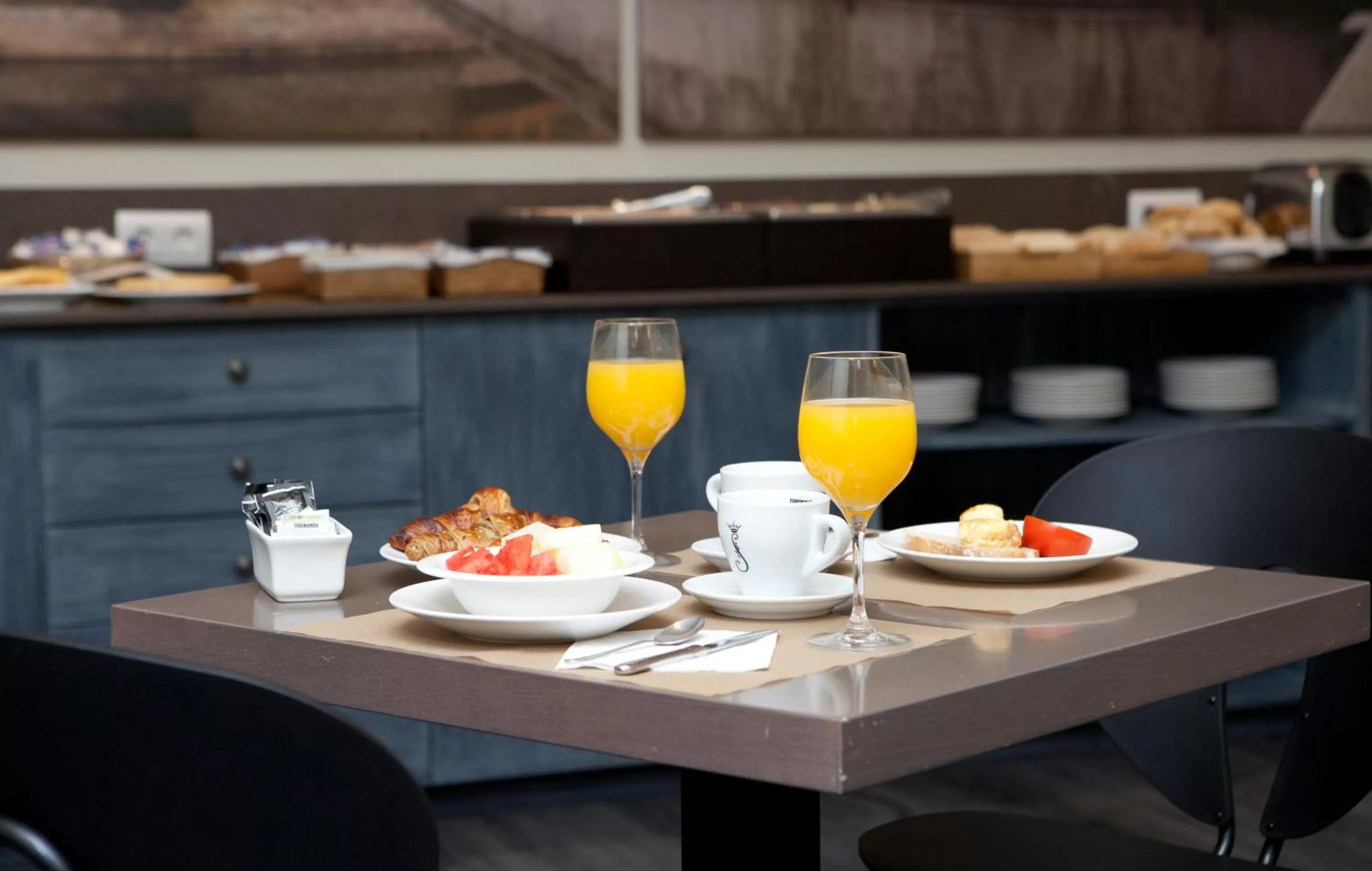 Restaurant/places to eat in Peninsular