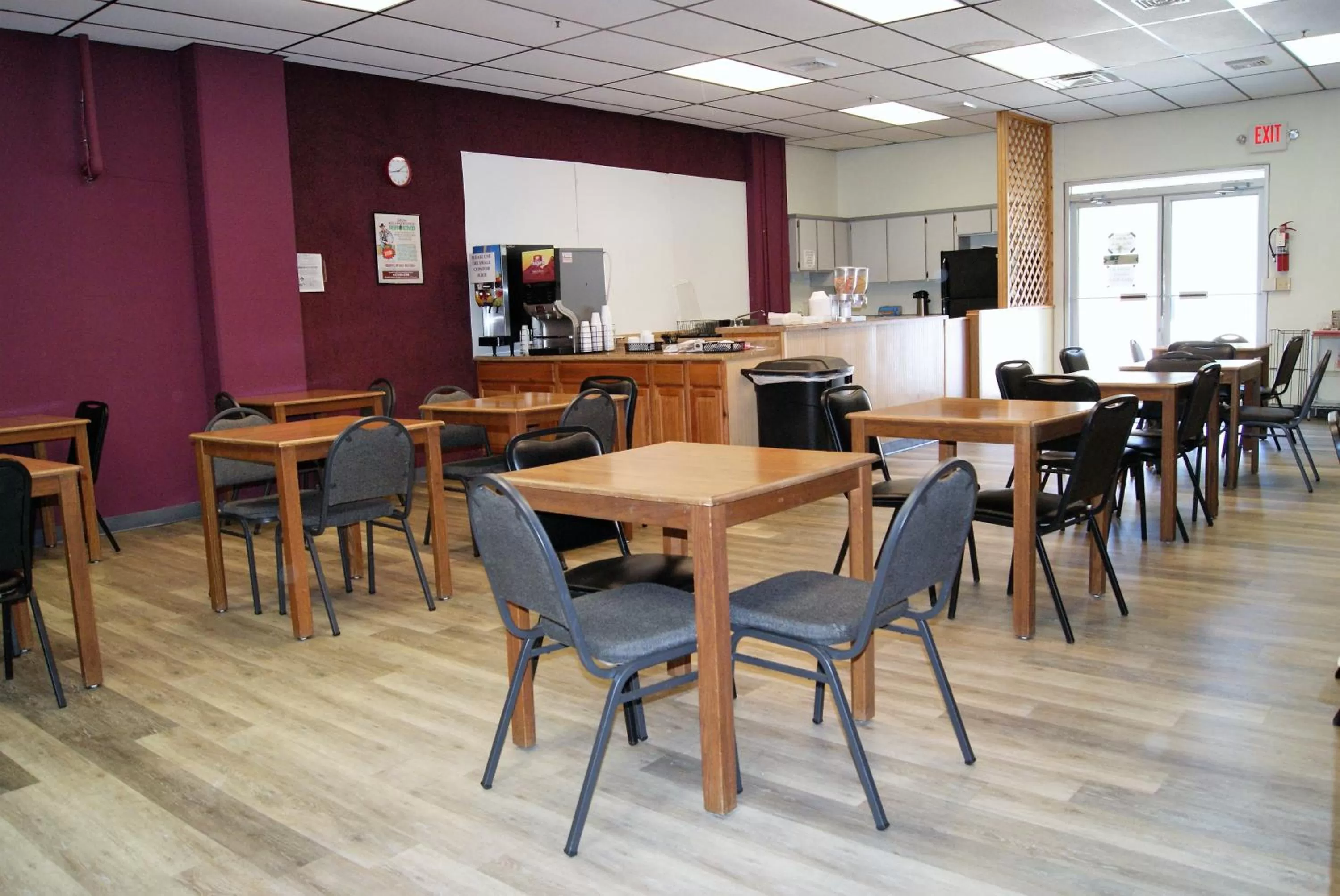 Breakfast in Willow Tree Inn Branson