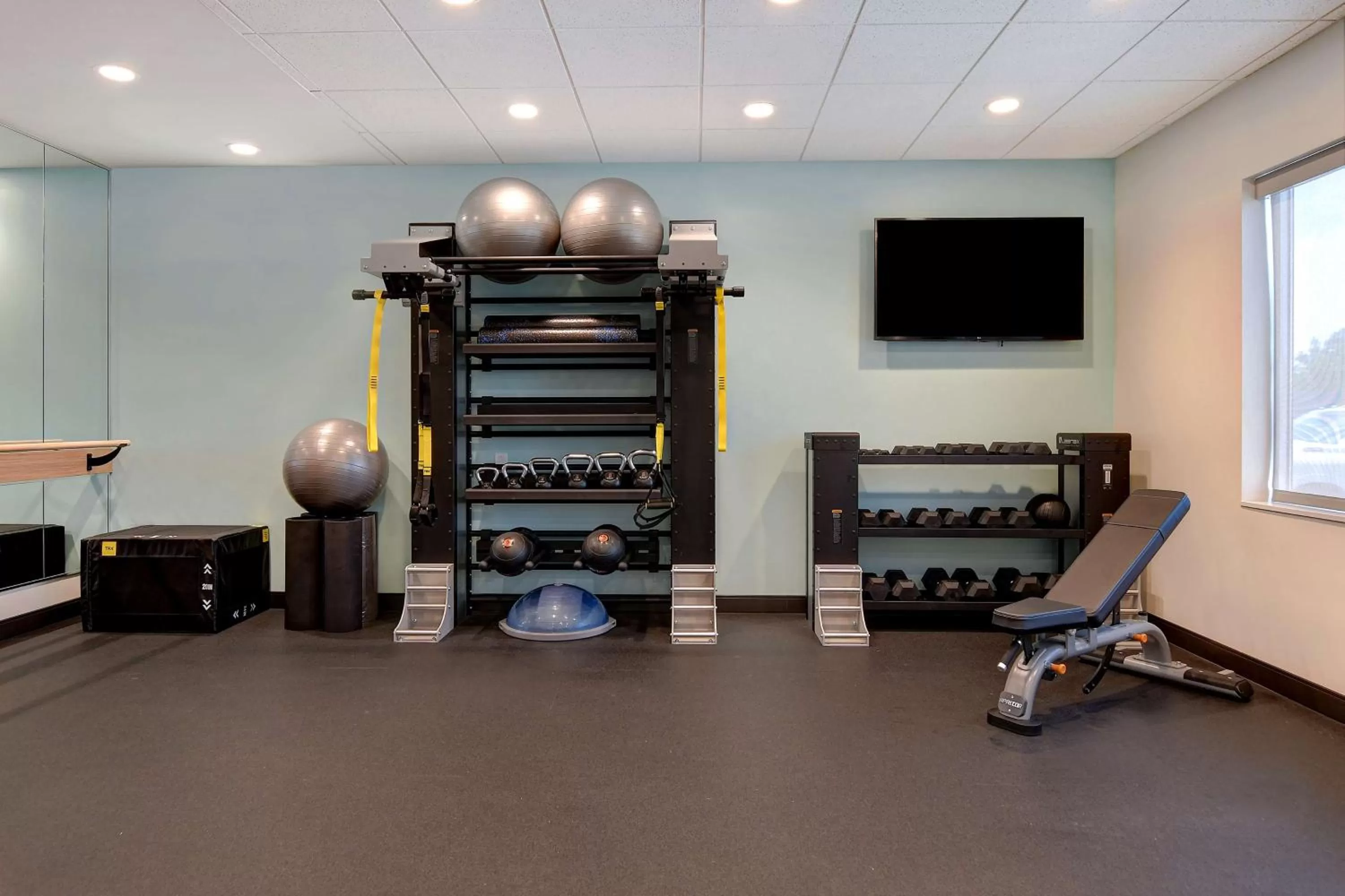 Fitness centre/facilities in Tru By Hilton Columbia Greystone