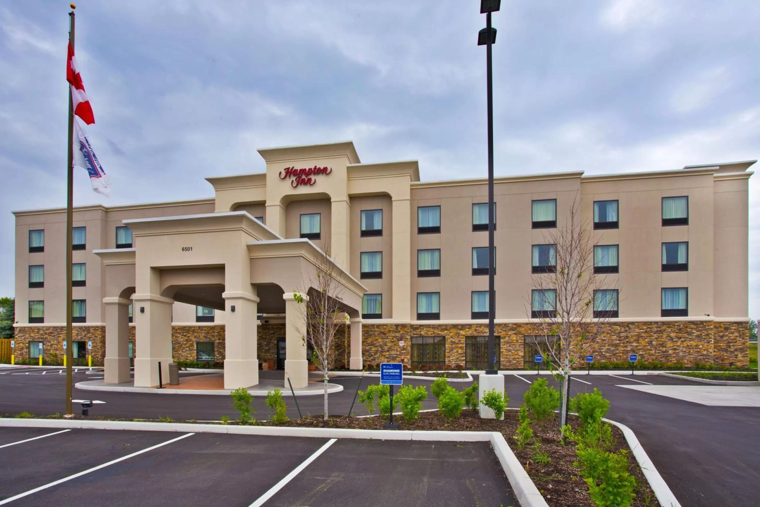 Property building in Hampton Inn Niagara Falls/ Blvd