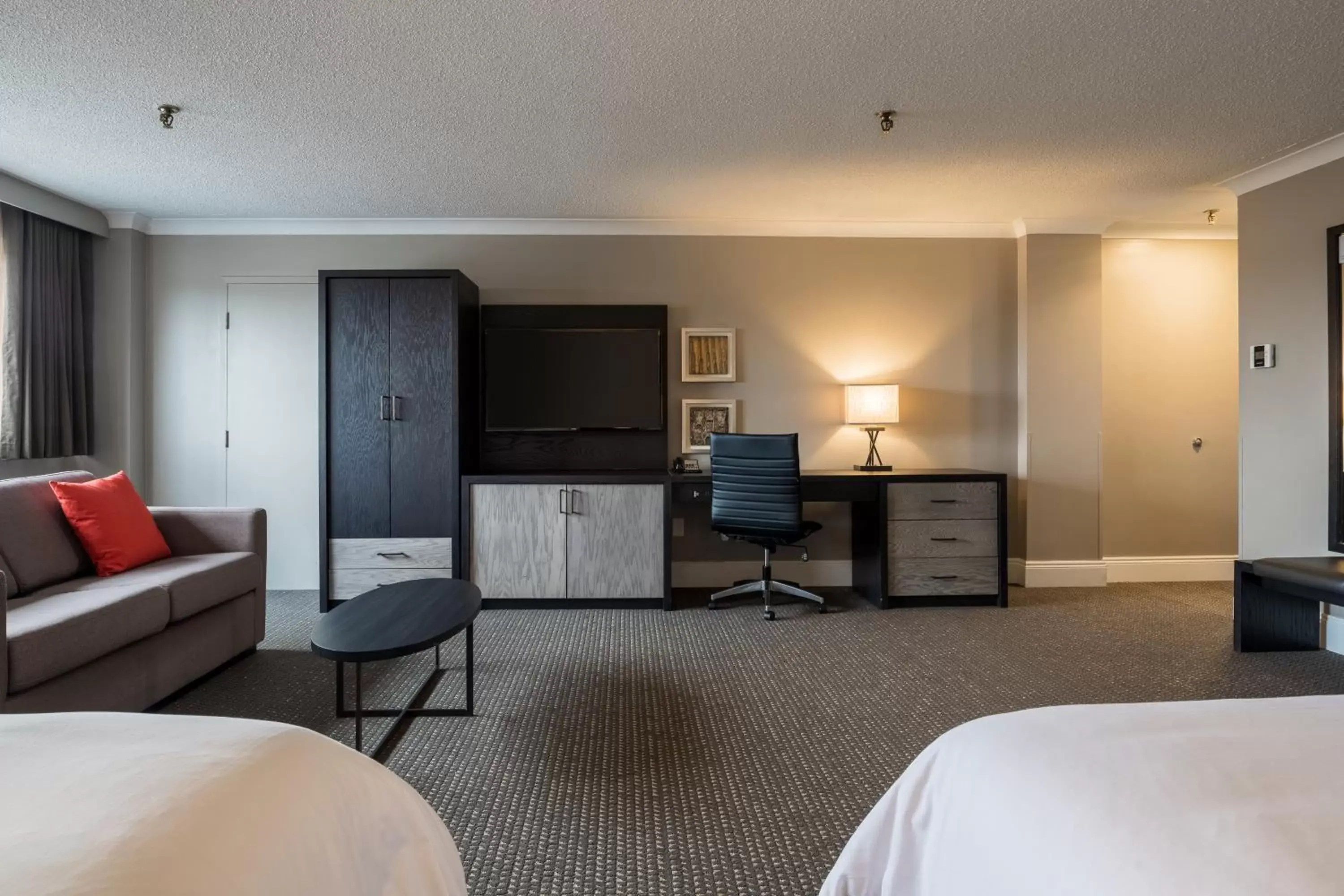 Bed, TV/Entertainment Center in Crowne Plaza Hotel Moncton Downtown, an IHG Hotel