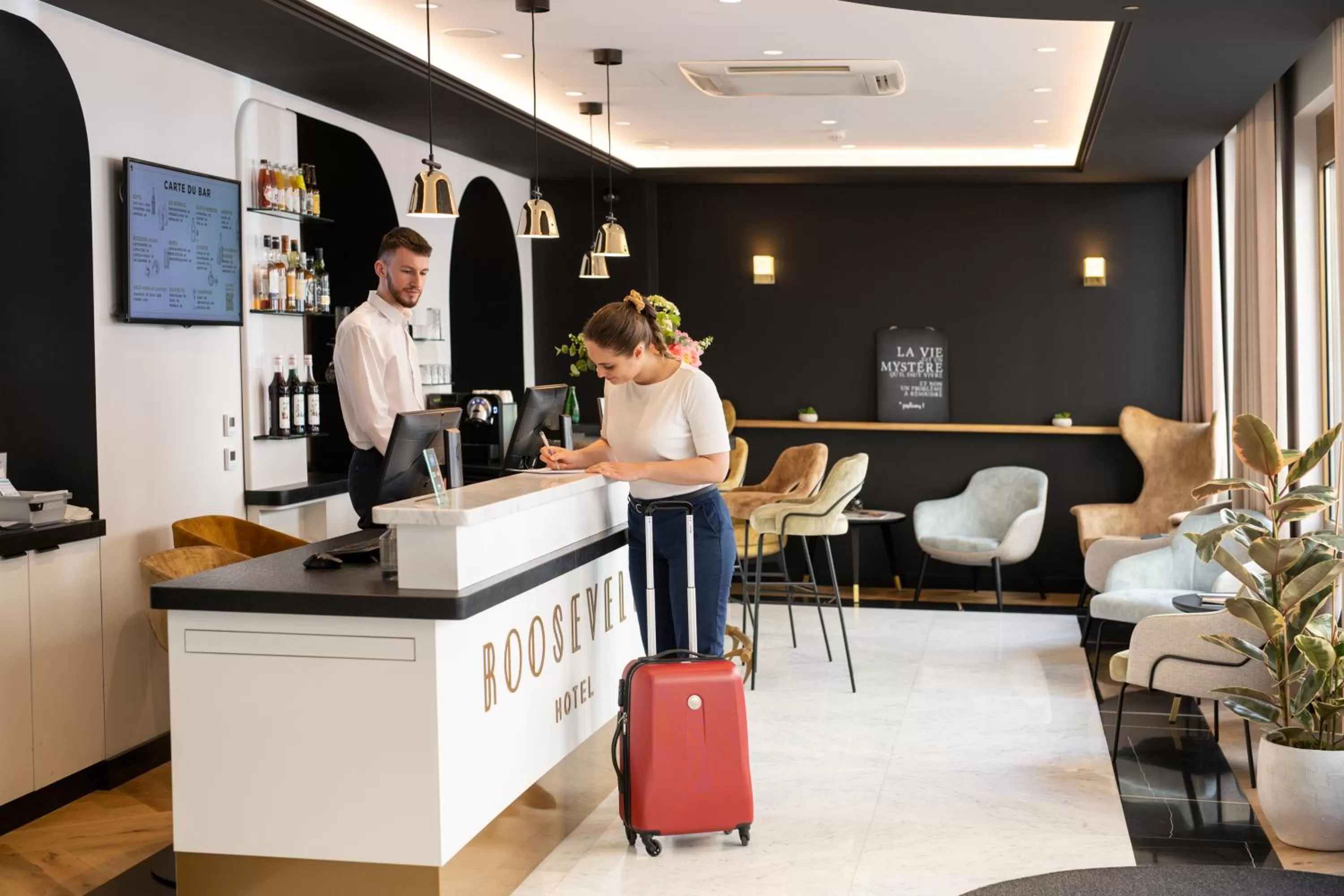 Lobby or reception in Hôtel Le Roosevelt Lyon