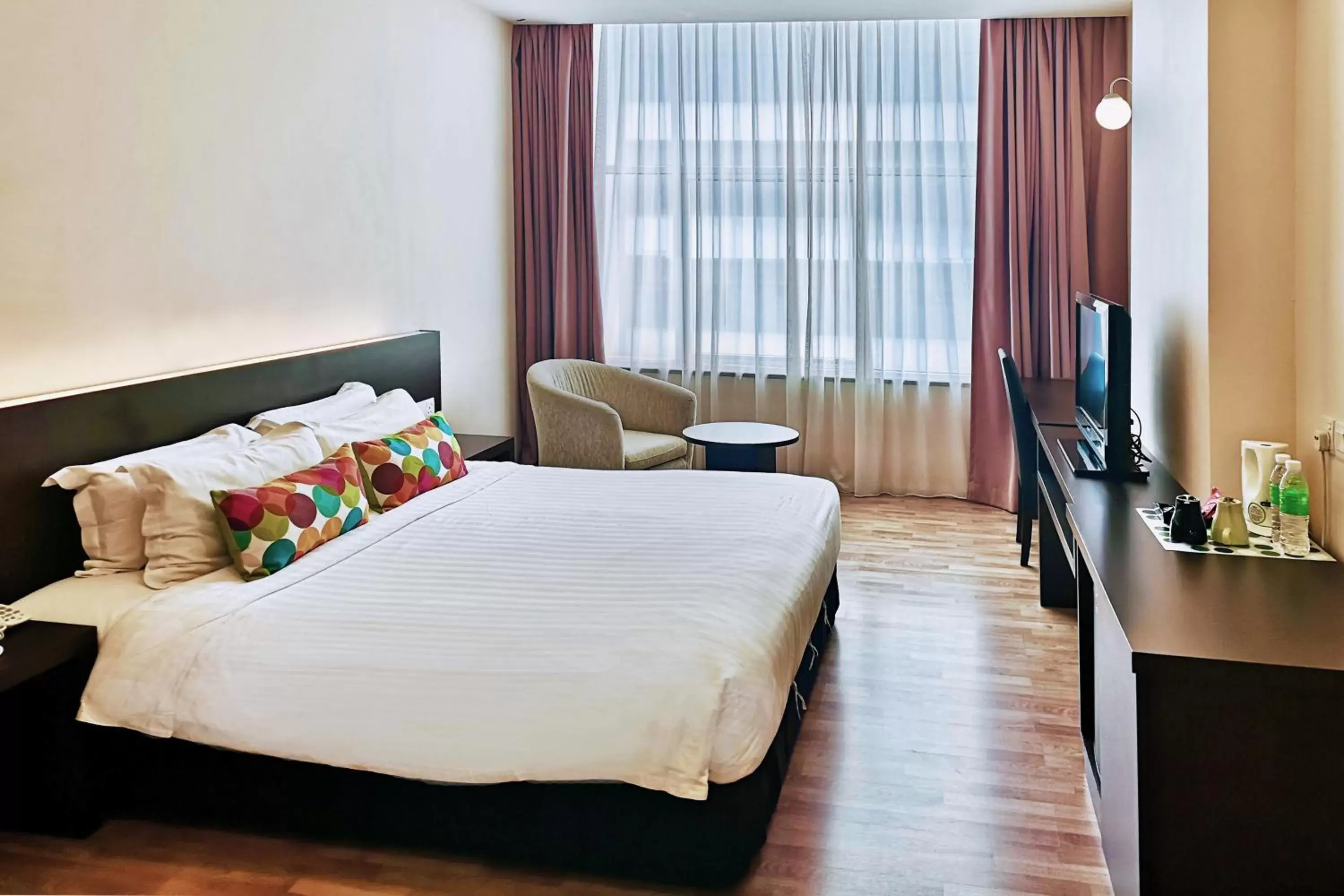 Executive Deluxe Room in The LimeTree Hotel, Kuching Executive Deluxe Room in The LimeTree Hotel, Kuching