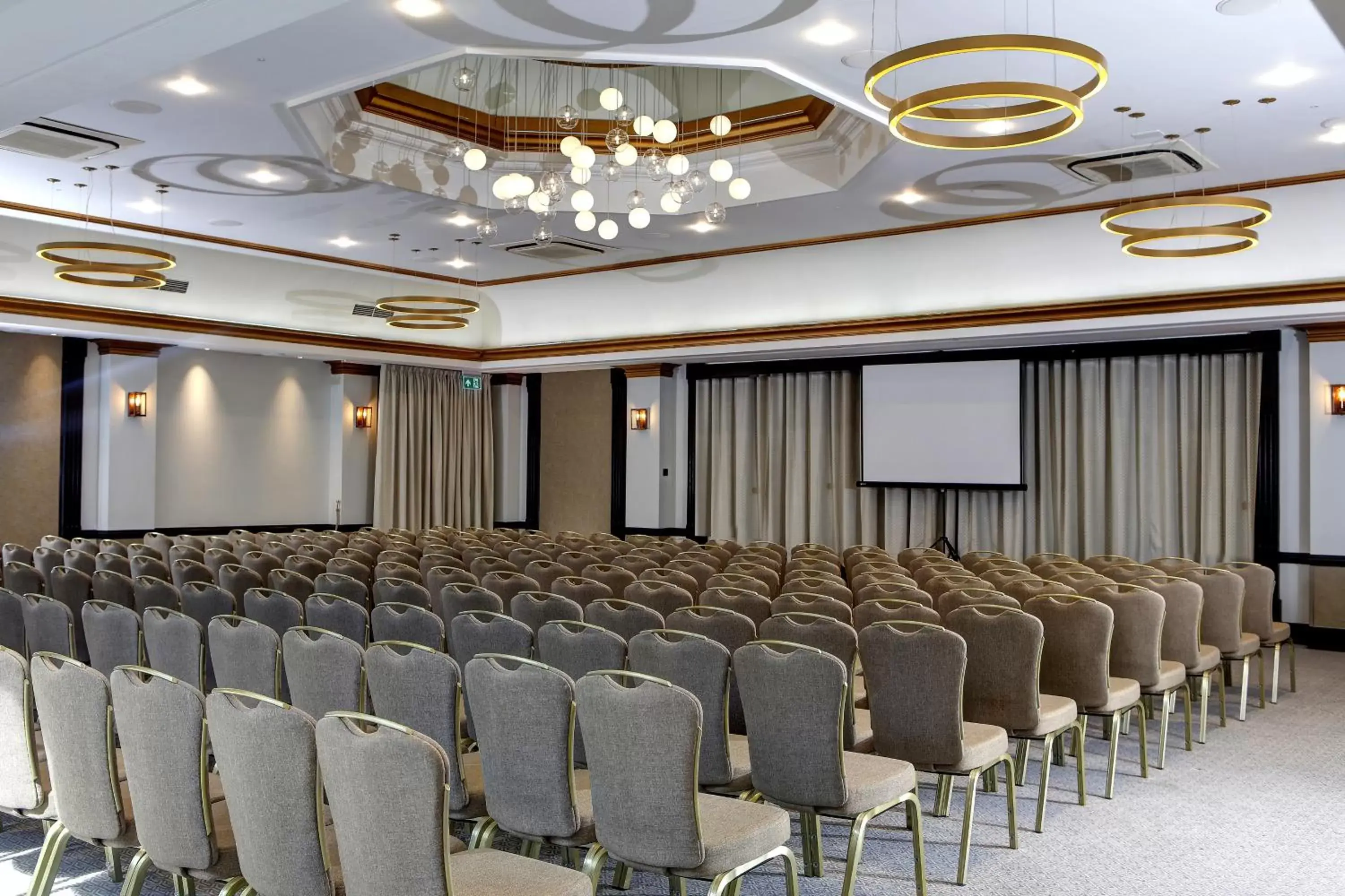 Meeting/conference room in Swindon Blunsdon House Hotel, BW Premier Collection