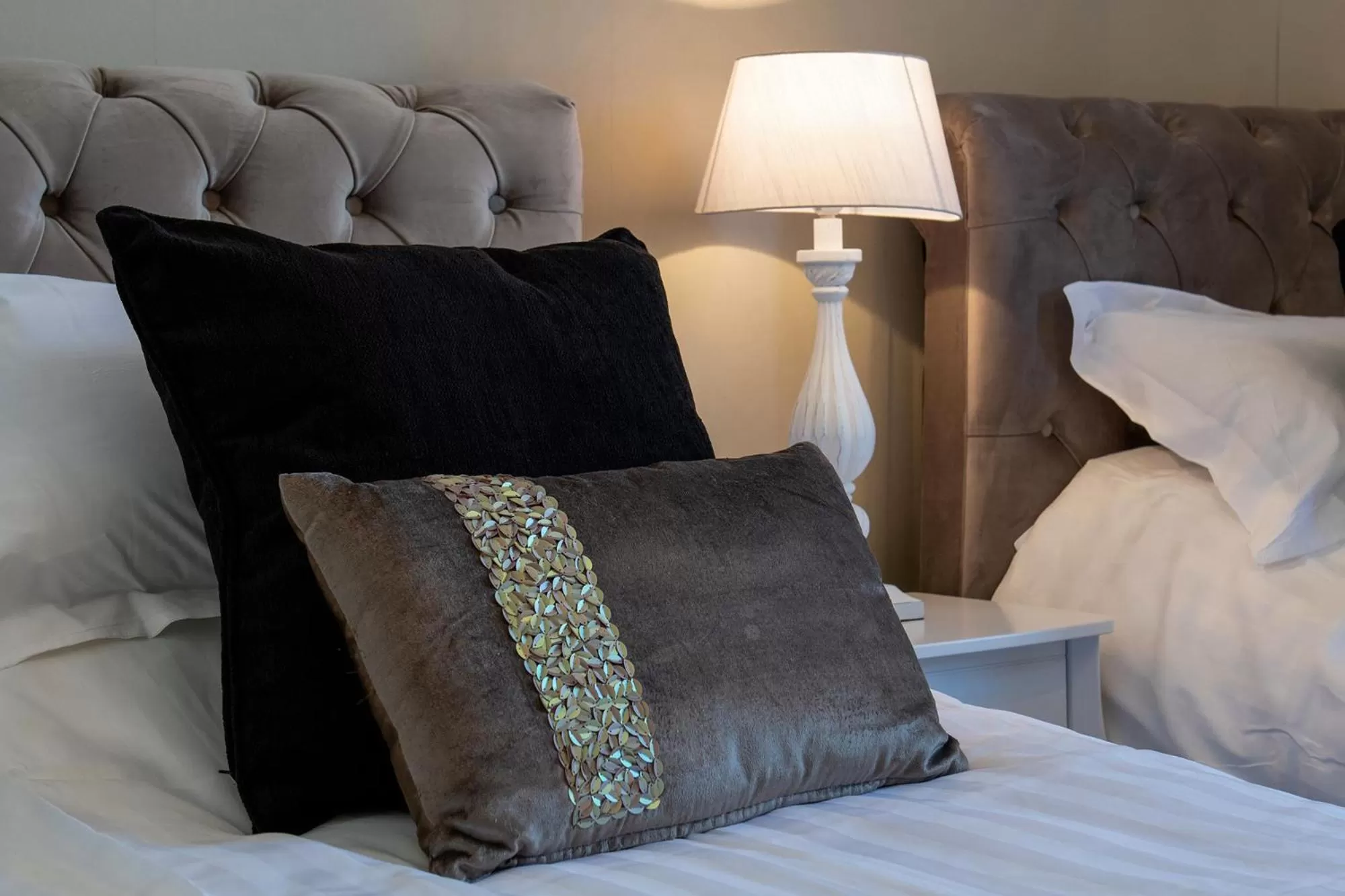 Bed in Lansdowne House with Private Car Park