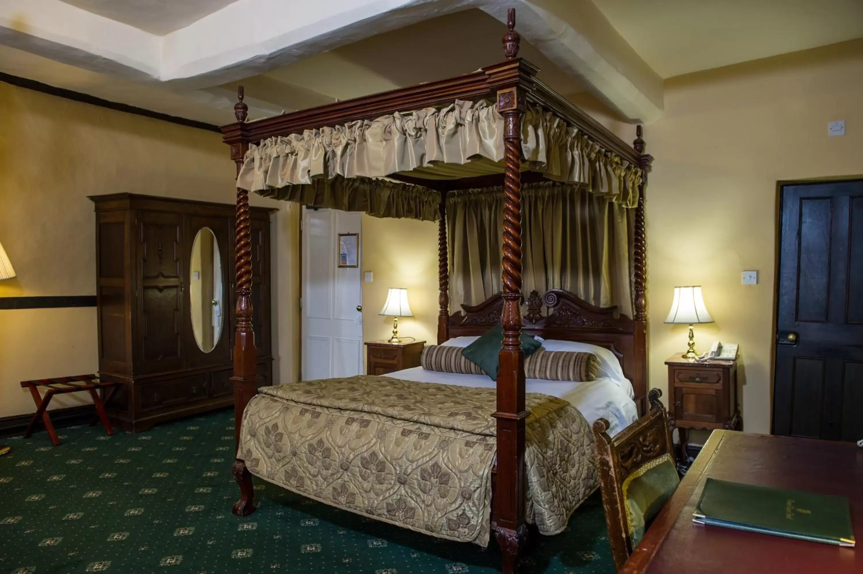 Suite in Prince Rupert Hotel