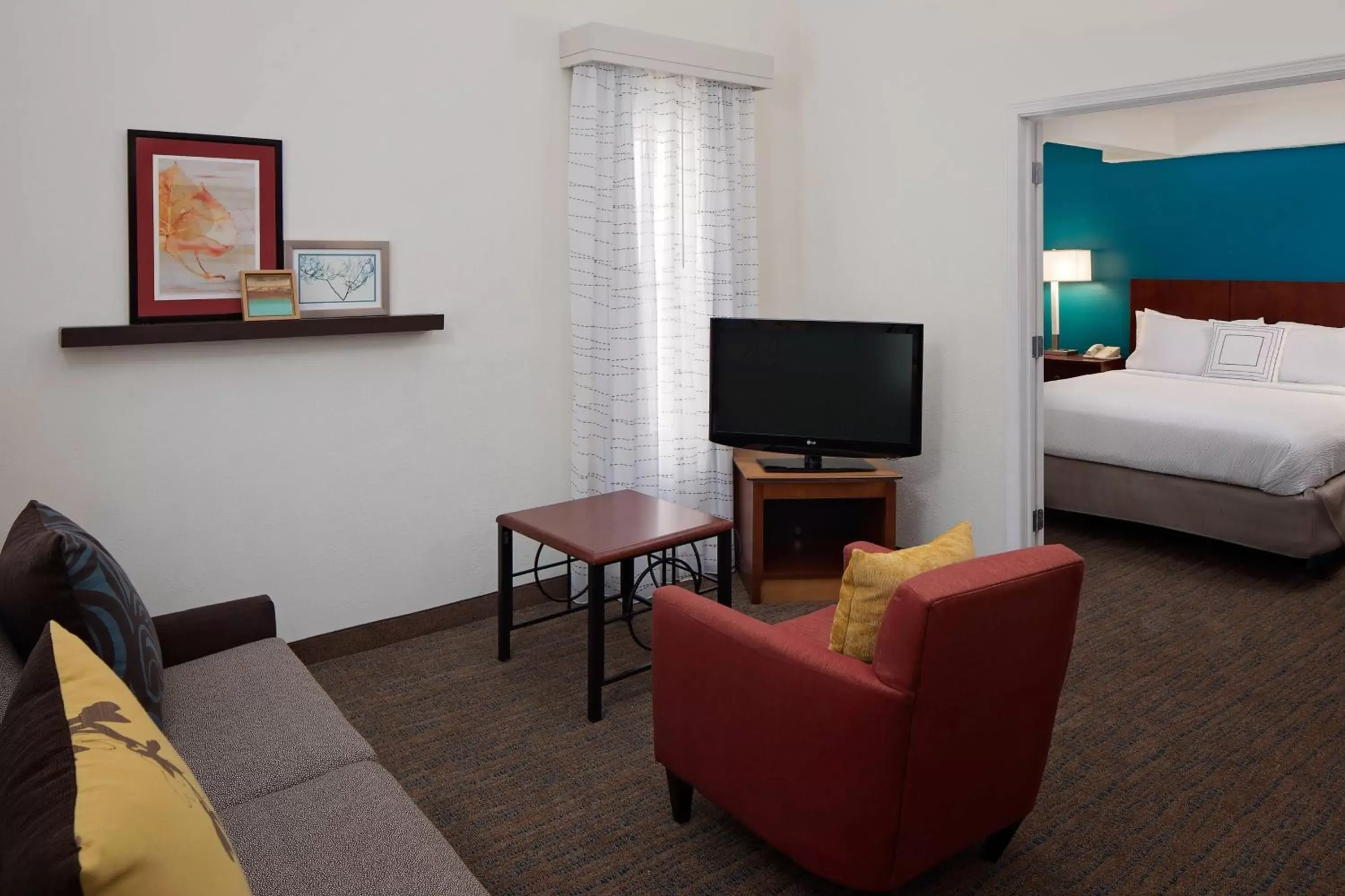 Photo of the whole room, TV/Entertainment Center in Residence Inn Louisville East