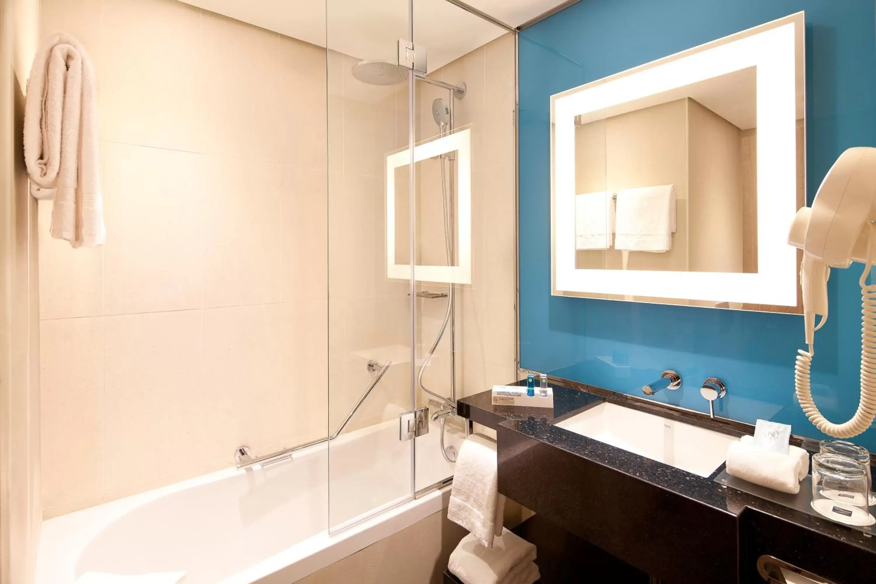 Bathroom in Novotel World Trade Centre Dubai