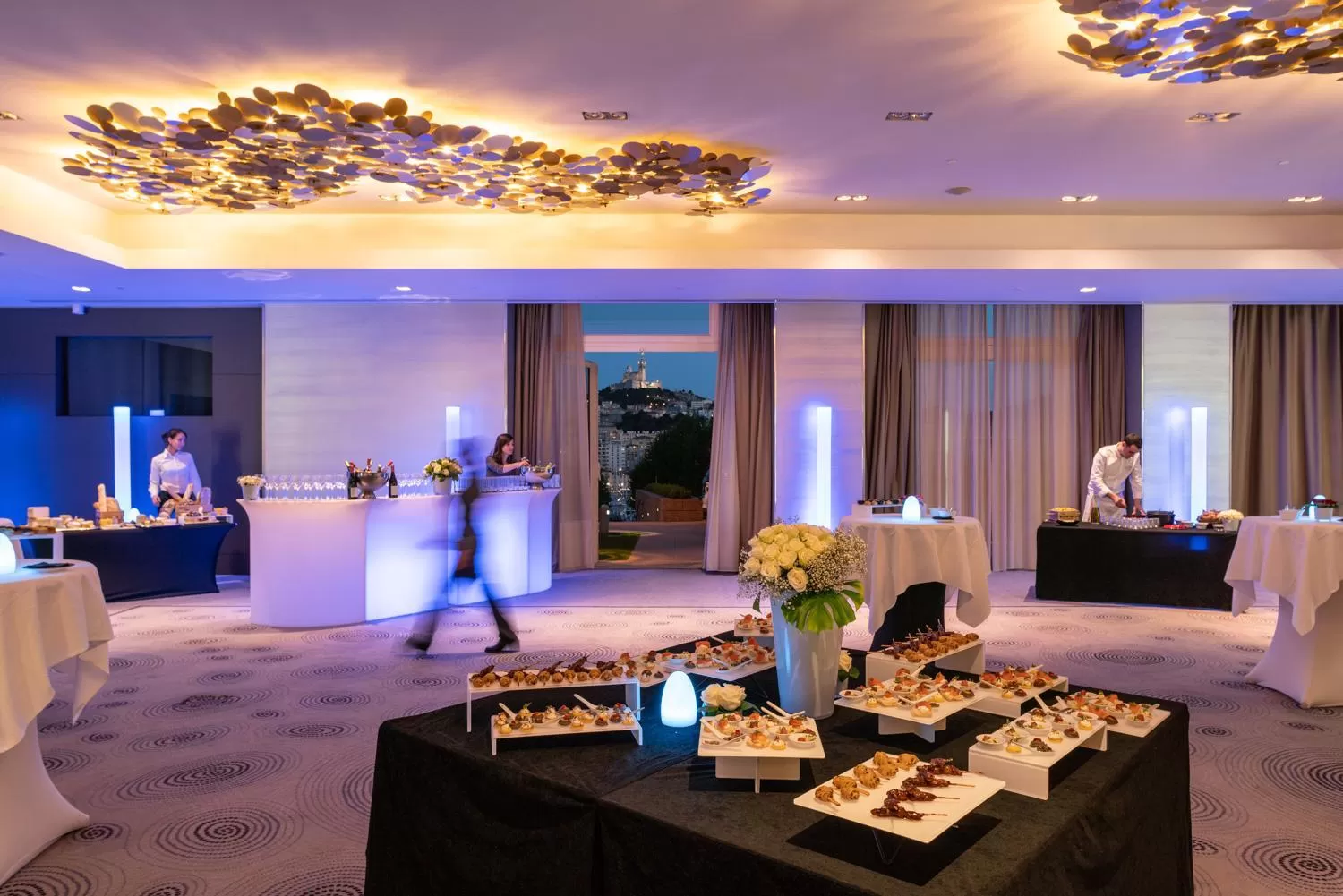 Living room in InterContinental Marseille - Hotel Dieu by IHG