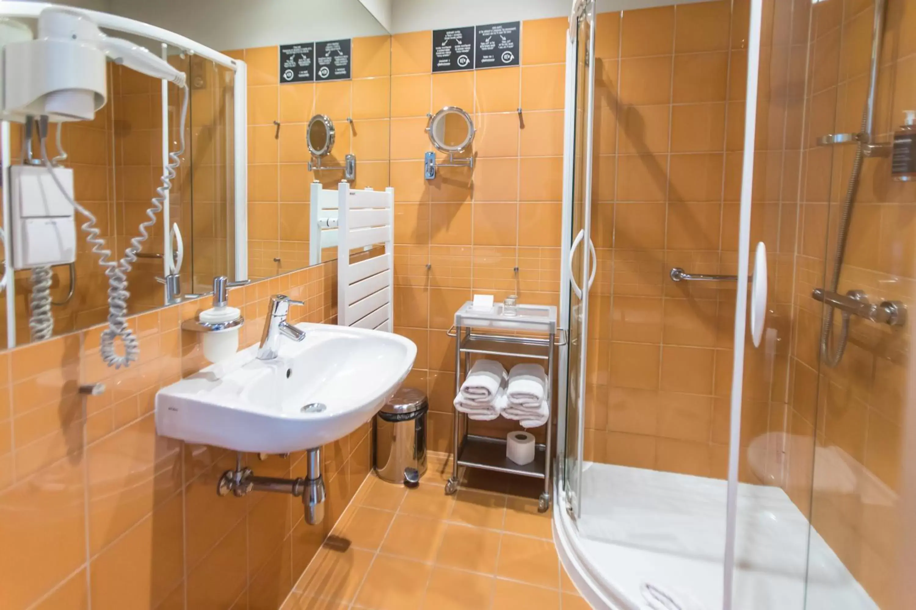 Twin Room in Hotel Restauracja Tenis Kortowo Twin Room in Hotel Restauracja Tenis Kortowo