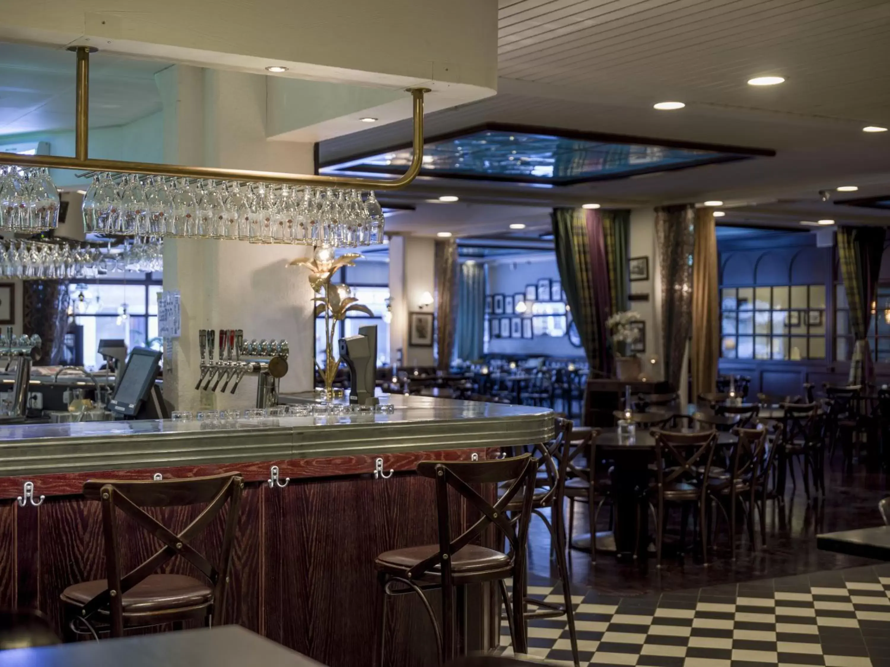 Lounge or bar in Clarion Hotel Winn Lounge or bar in Clarion Hotel Winn