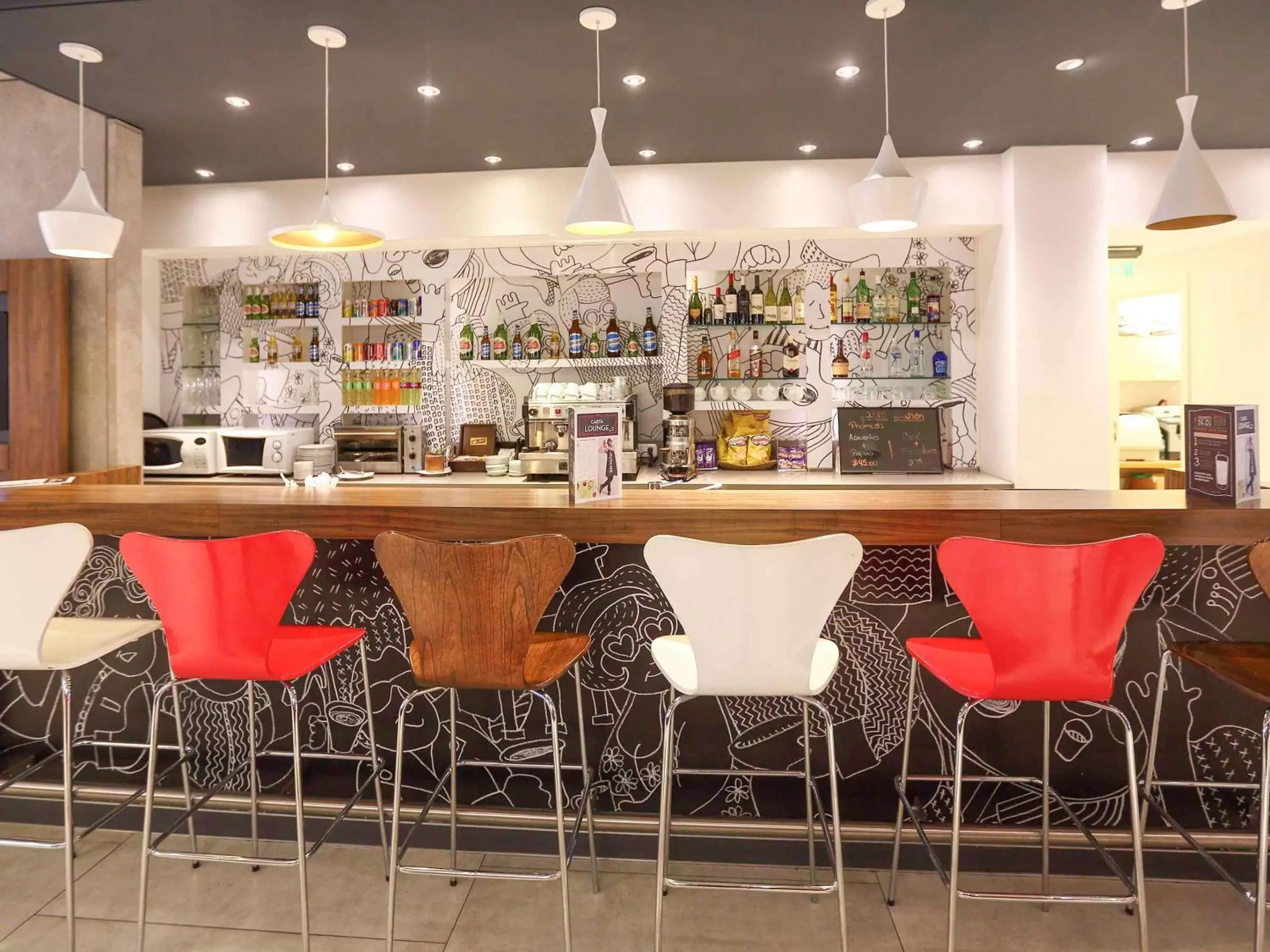 Property building, Lounge/Bar in ibis Buenos Aires Obelisco