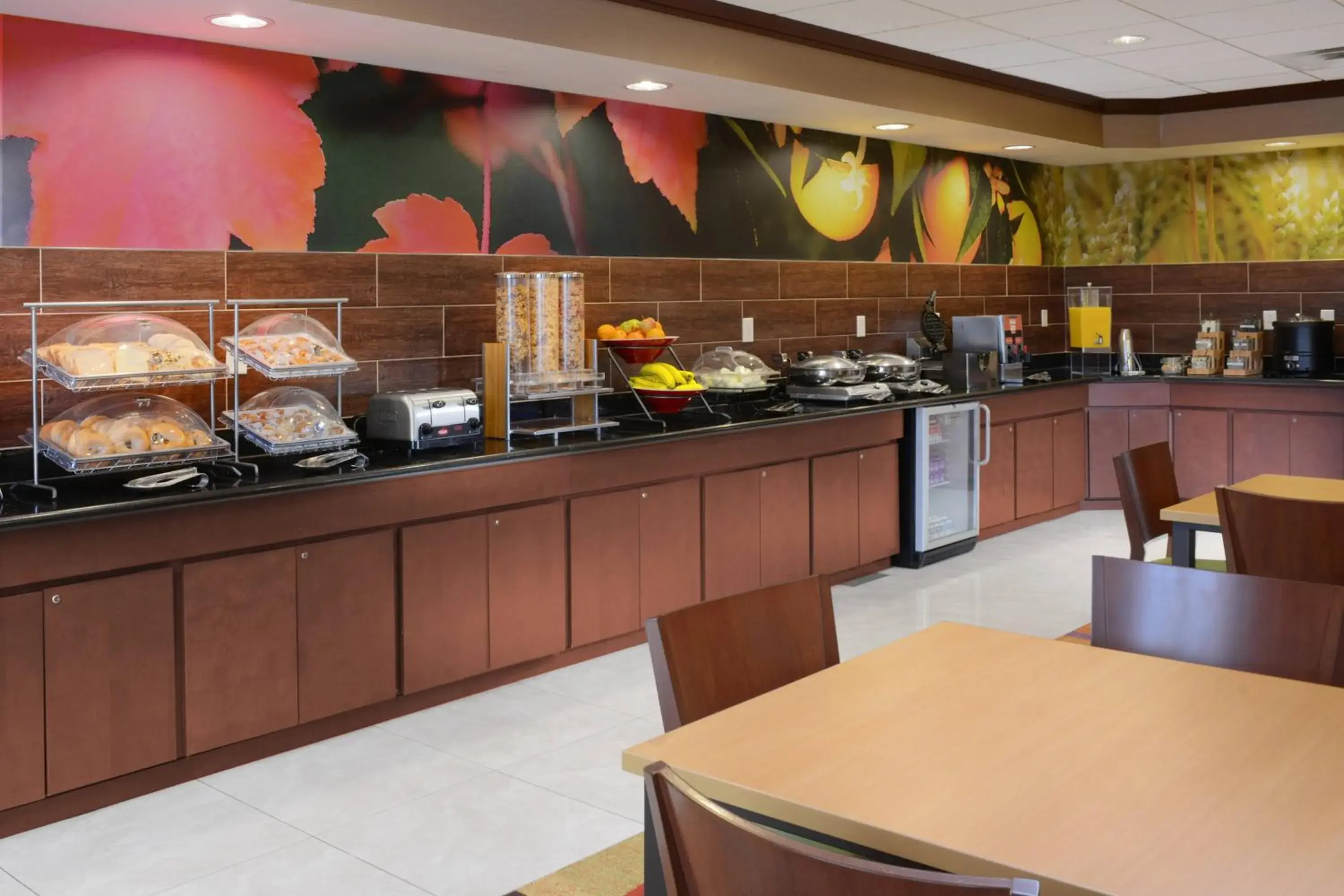 Breakfast, Restaurant/Places to Eat in Fairfield Inn & Suites by Marriott Dallas Plano The Colony