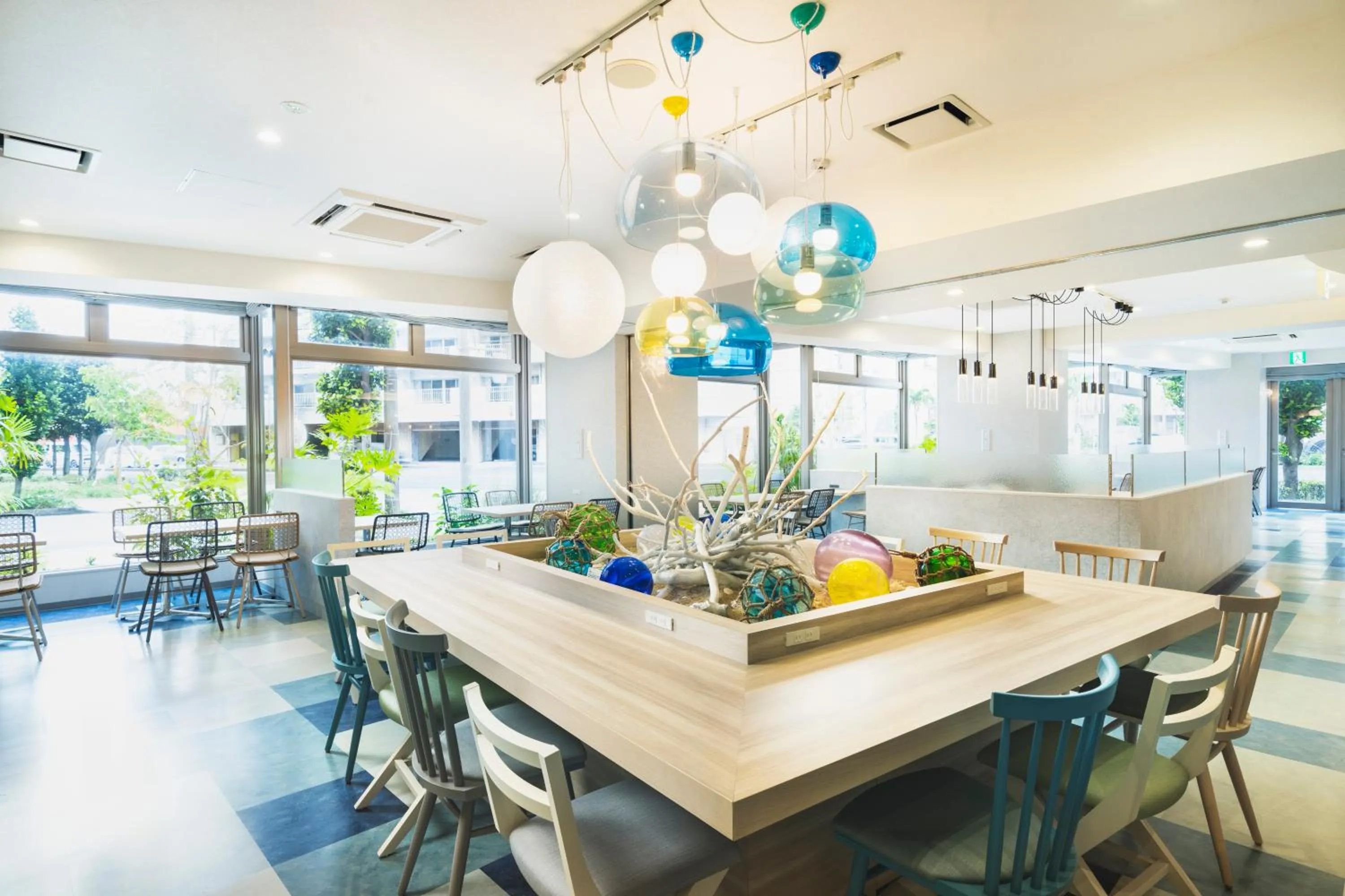 Restaurant/places to eat in Rembrandt Style Naha