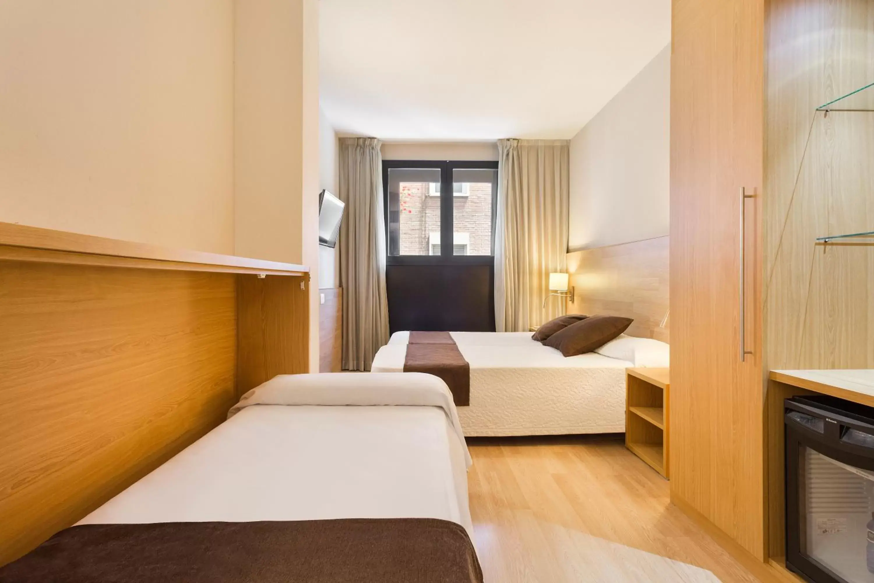 Bed in Hotel Acta Azul Barcelona