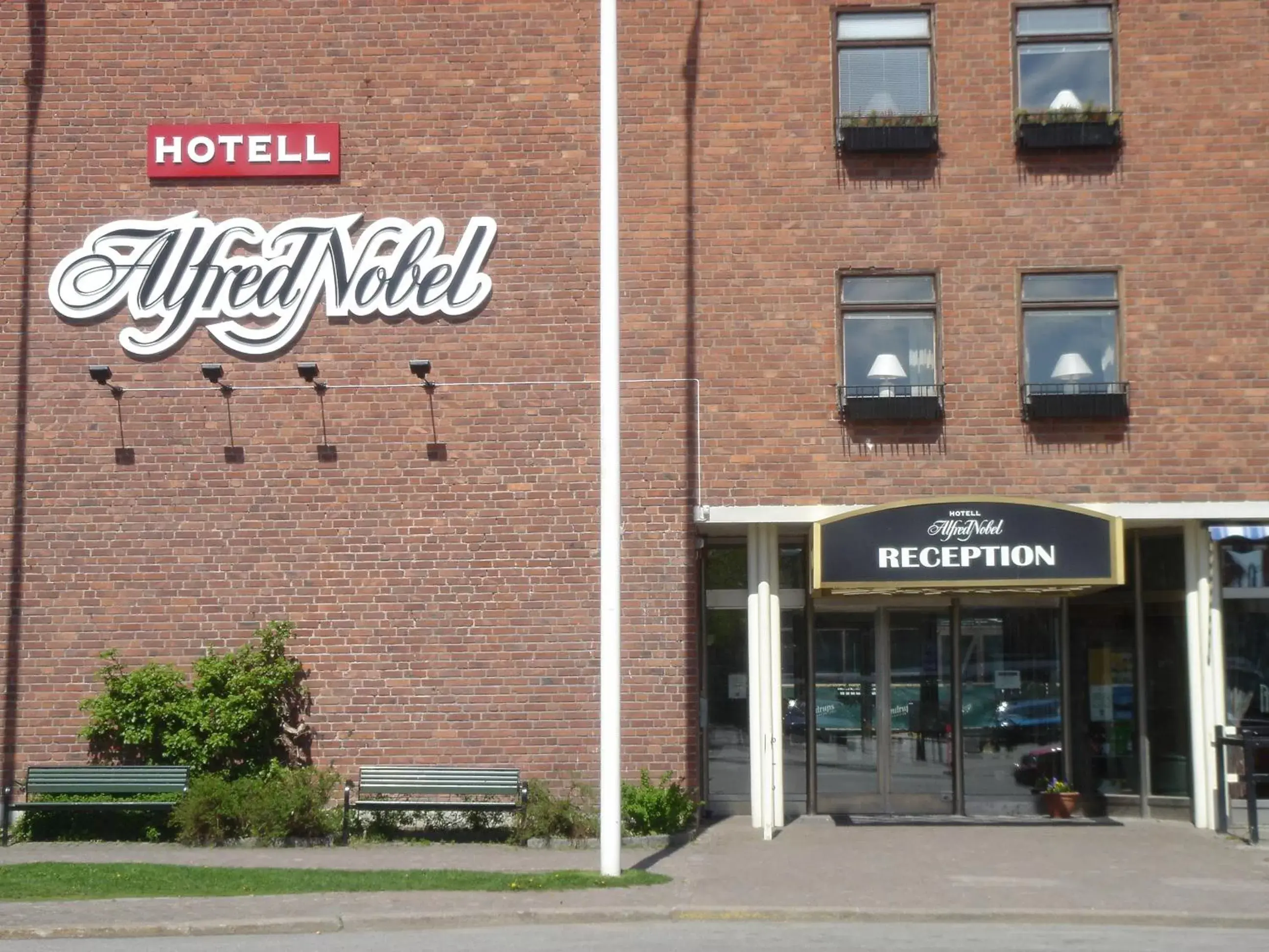 Facade/entrance, Property Building in Hotell Alfred Nobel