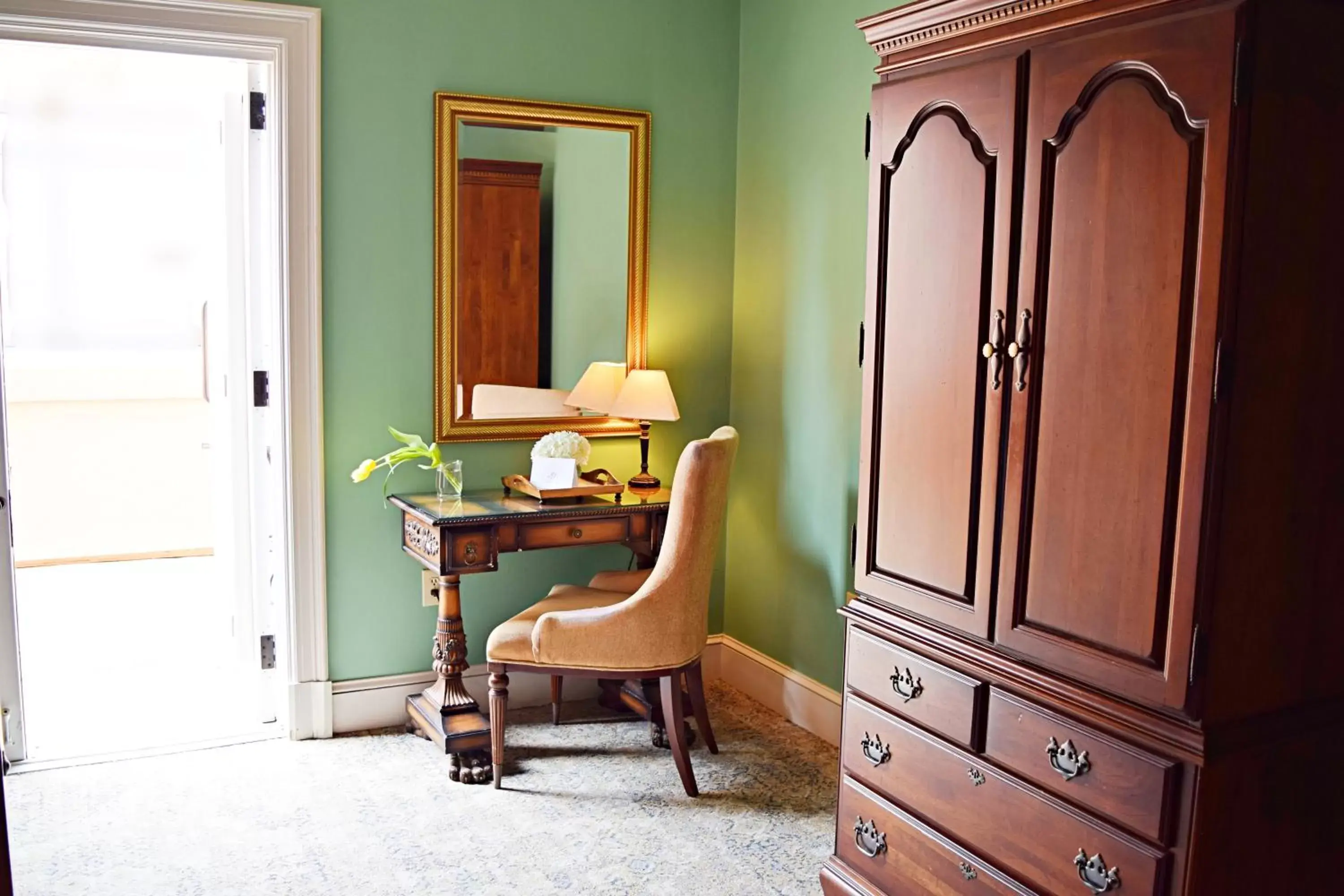 Seating area, Dining Area in JH Adams Inn, Trademark Collection by Wyndham