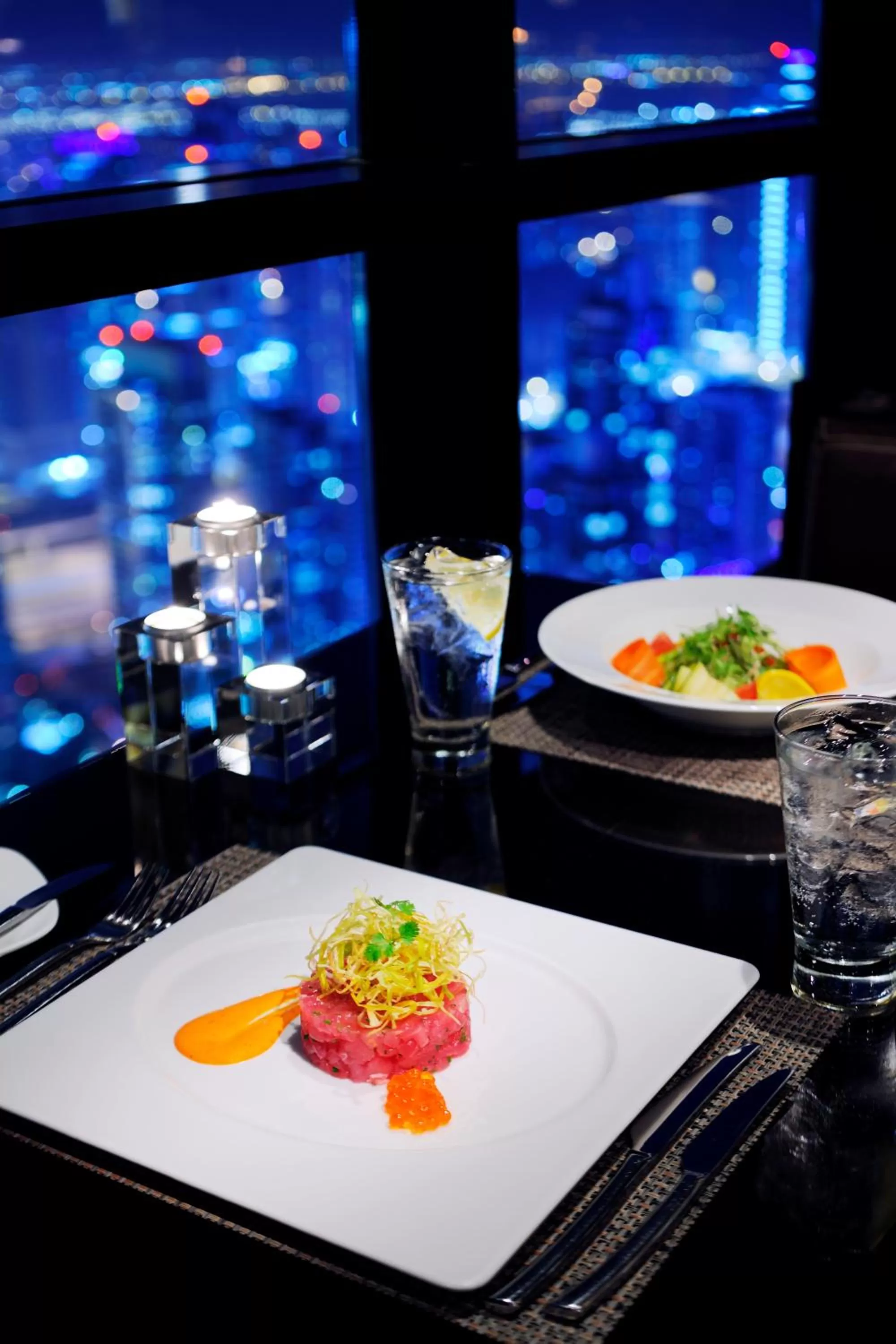 Food in Dubai Marriott Harbour Hotel And Suites