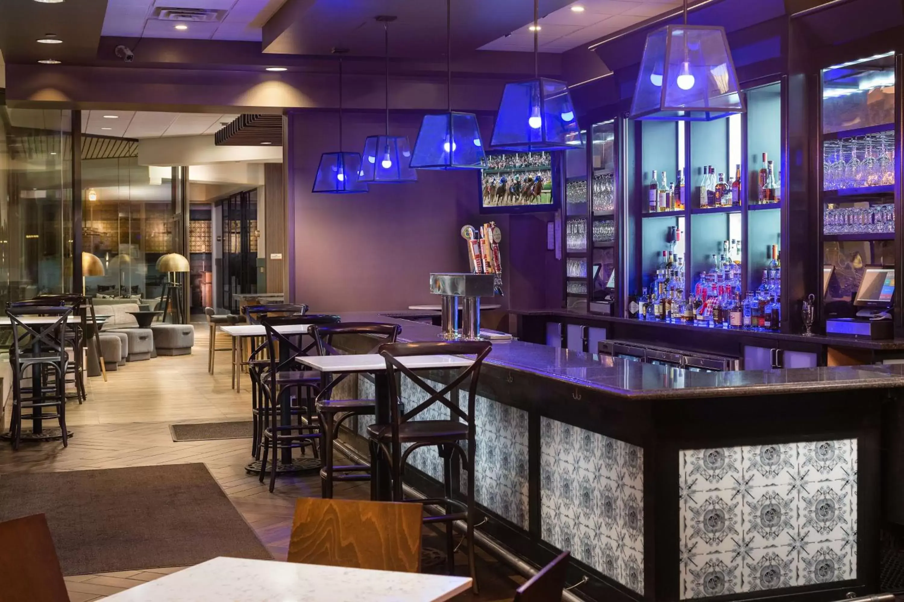 Restaurant/places to eat, Lounge/Bar in Hilton Lexington Downtown