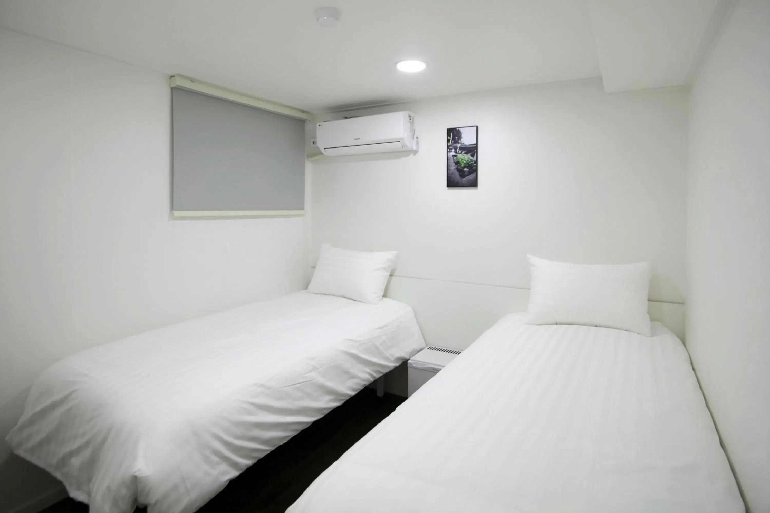 Twin Room in K-Guesthouse Dongdaemun Premium 2