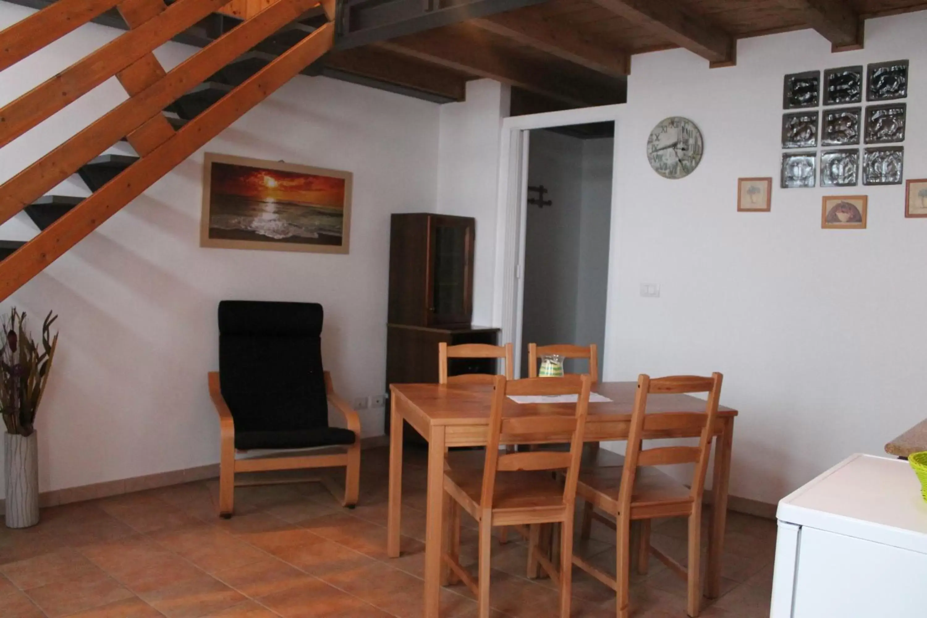 People, Dining Area in Le Camere Di Aladino