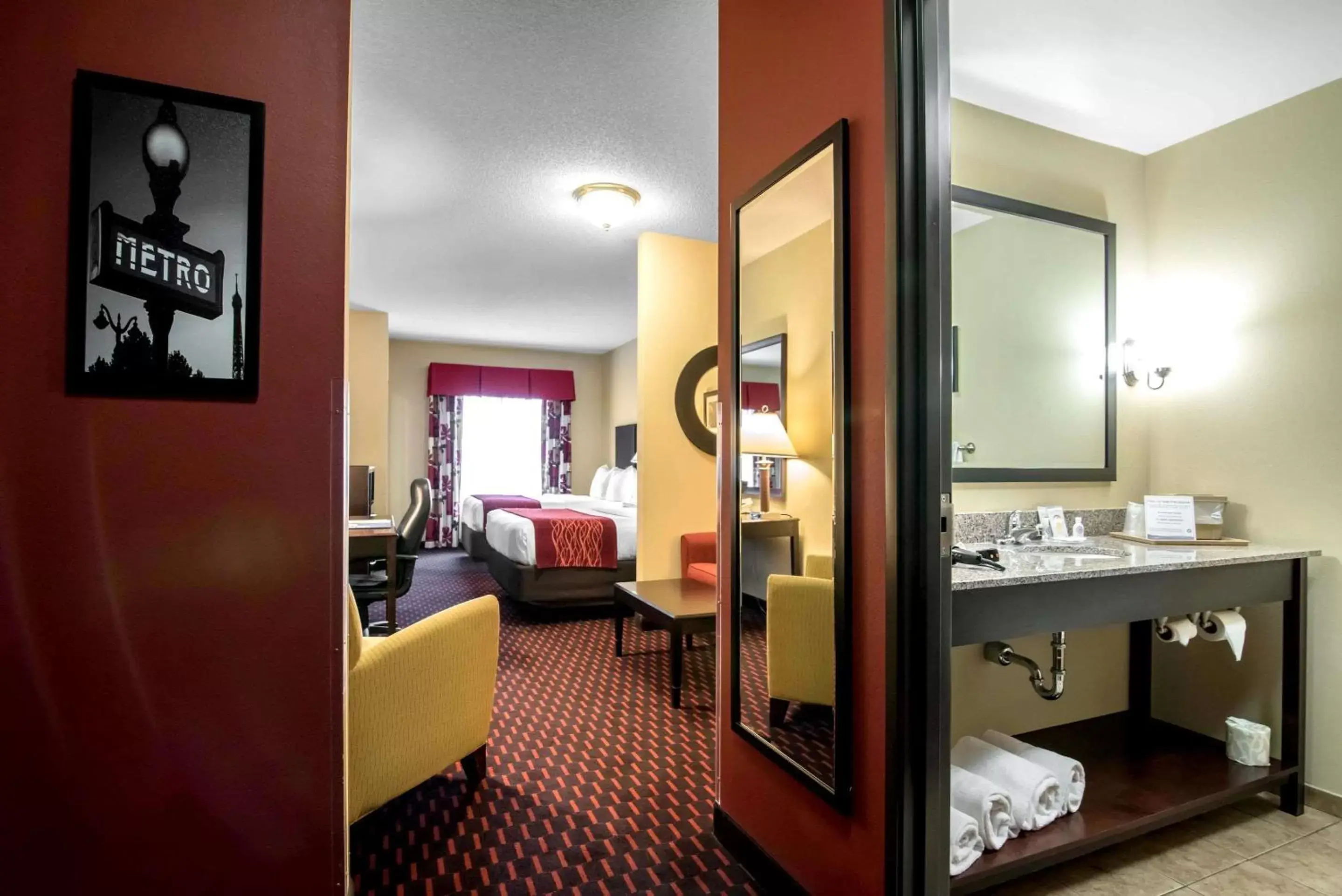 Photo of the whole room, Bathroom in Comfort Inn & Suites Tunkhannock