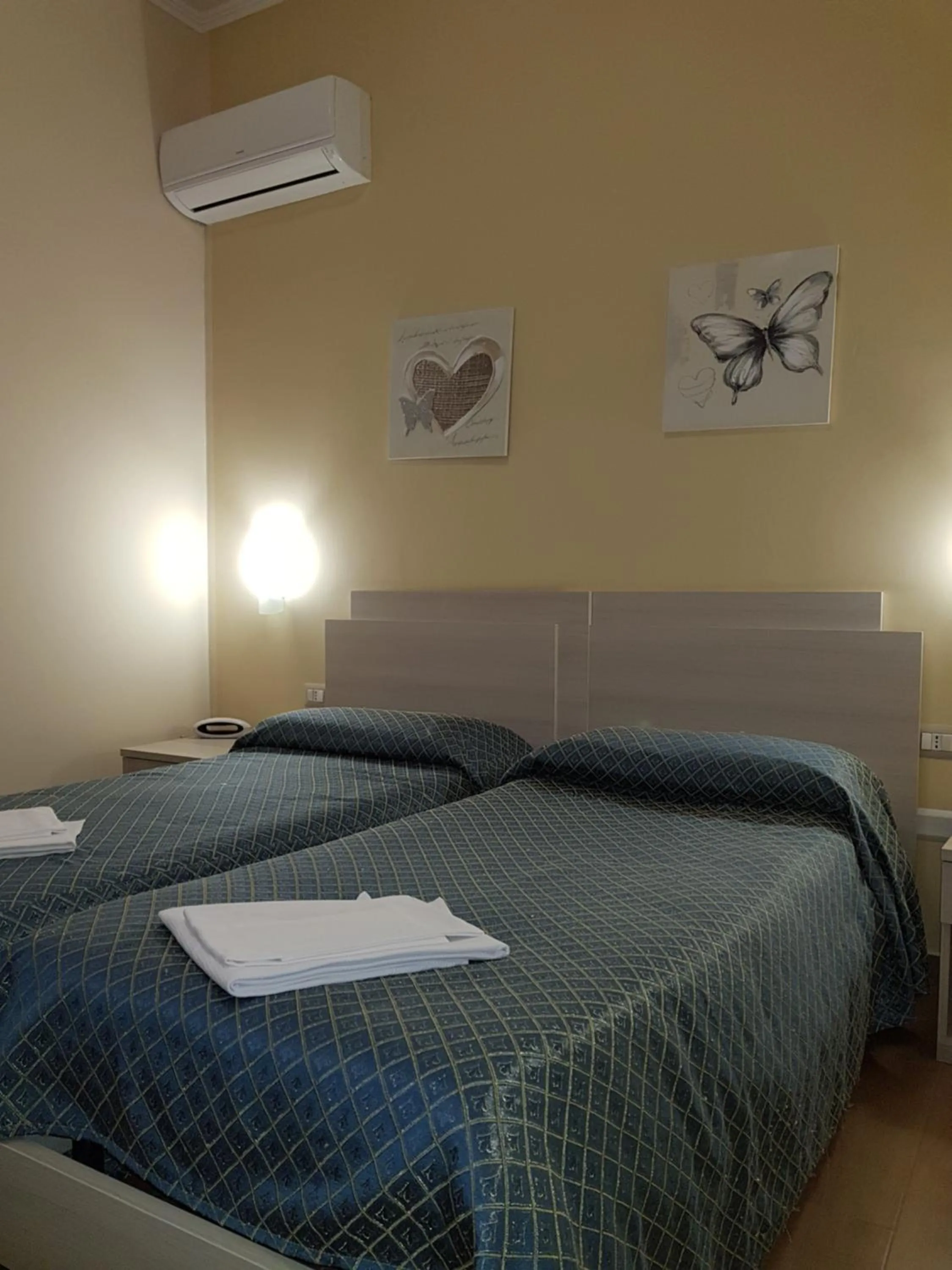 Bedroom, Bed in Hotel Il Quadrifoglio