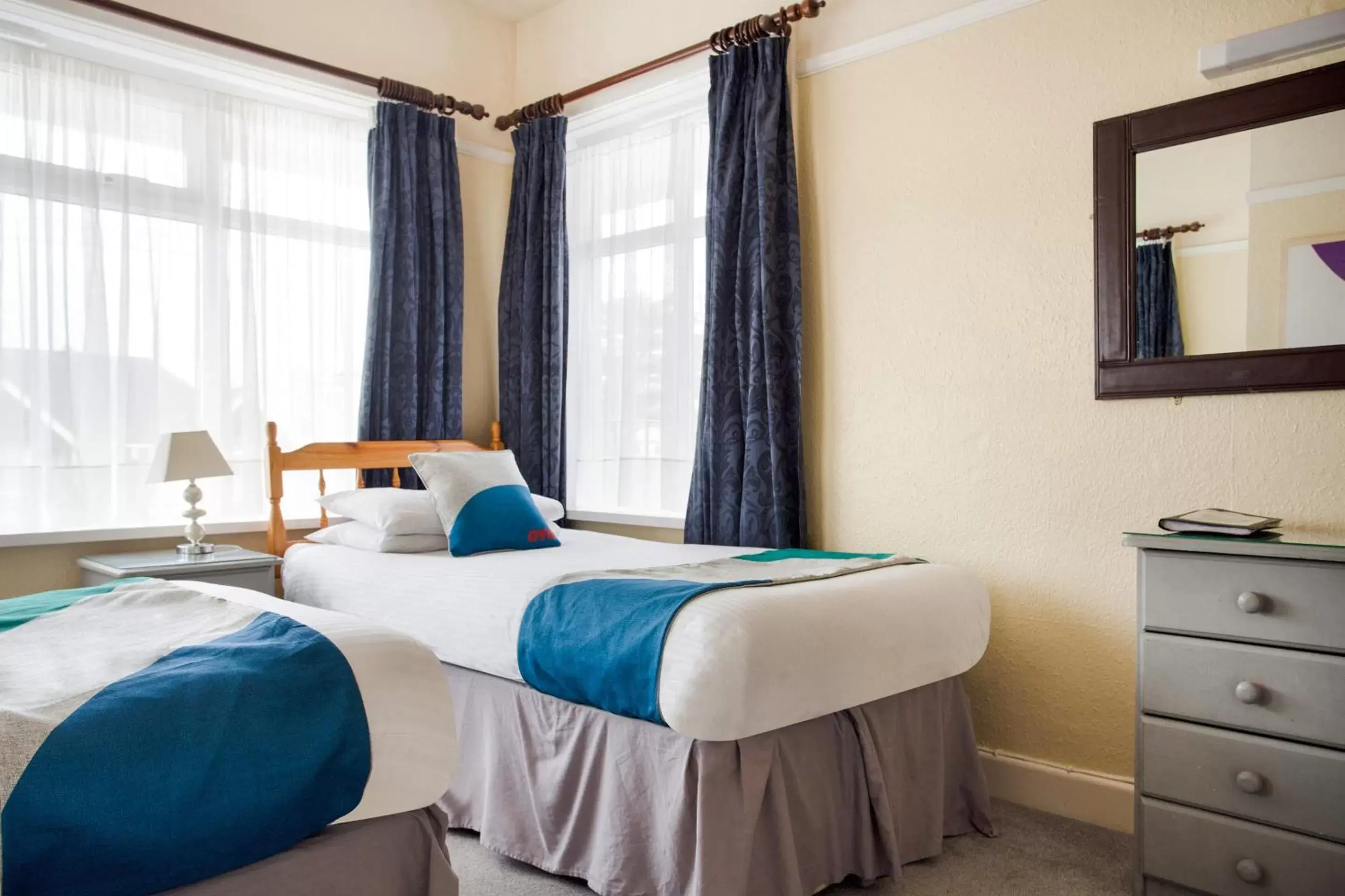 Bedroom, Bed in OYO Godolphin Arms Hotel