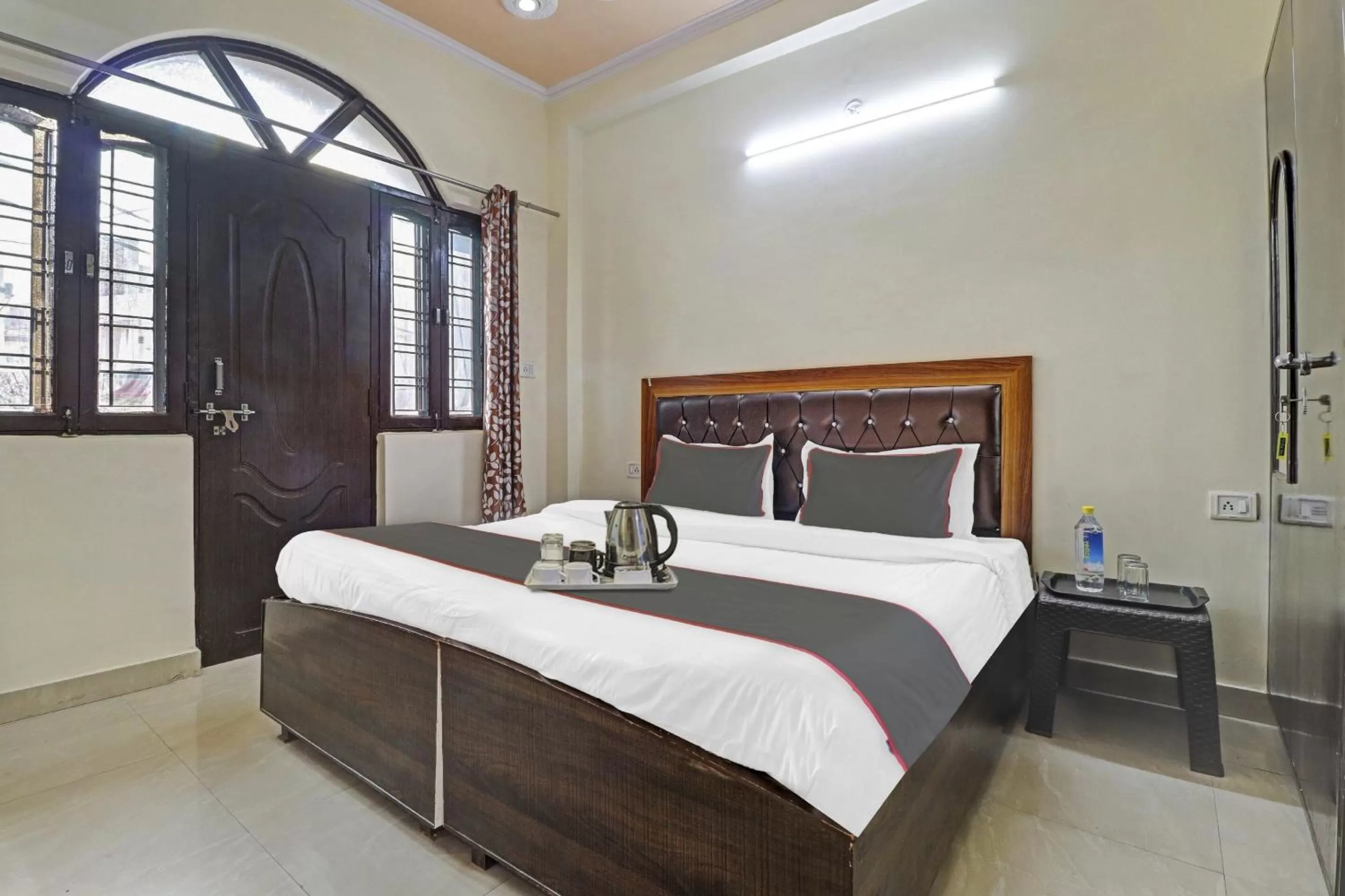 Bedroom, Bed in OYO Flagship Hotel Chandra palace