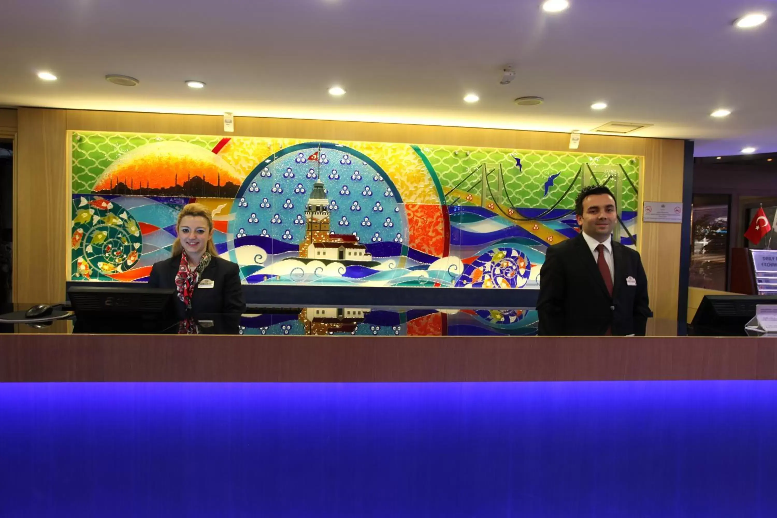 Lobby or reception in Güneş Hotel Merter