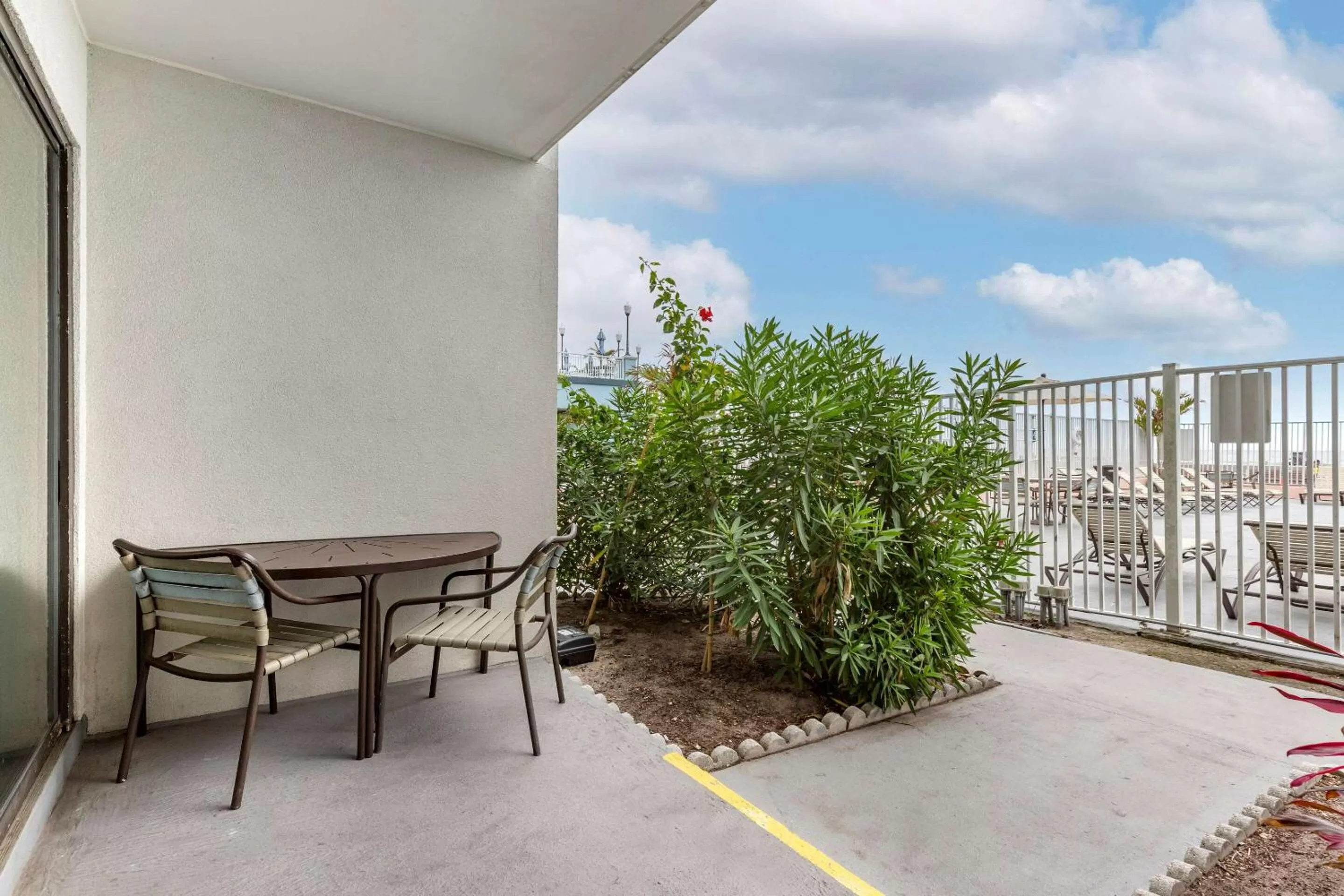 Photo of the whole room in Quality Inn Boardwalk