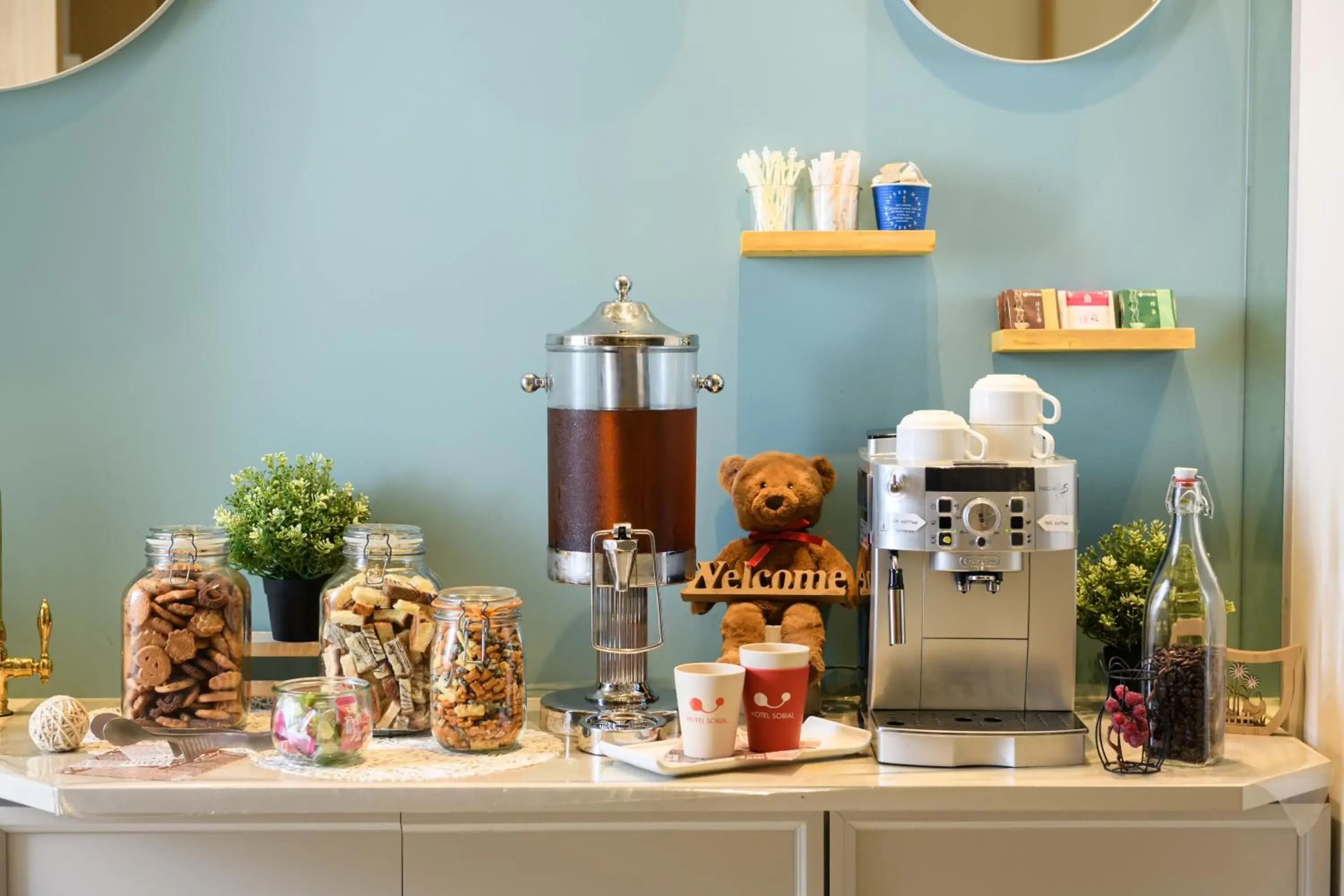 Coffee/tea facilities in Hotel Sobial Namba Daikokucho