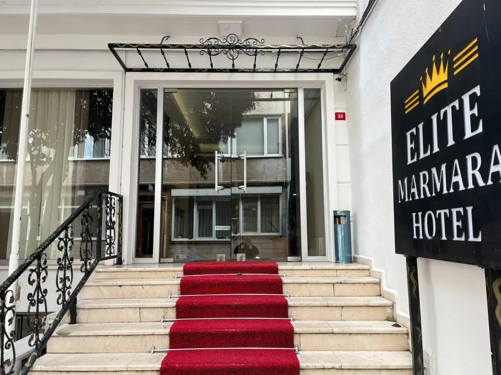 Facade/entrance in Elite Marmara Bosphorus Suites Istanbul