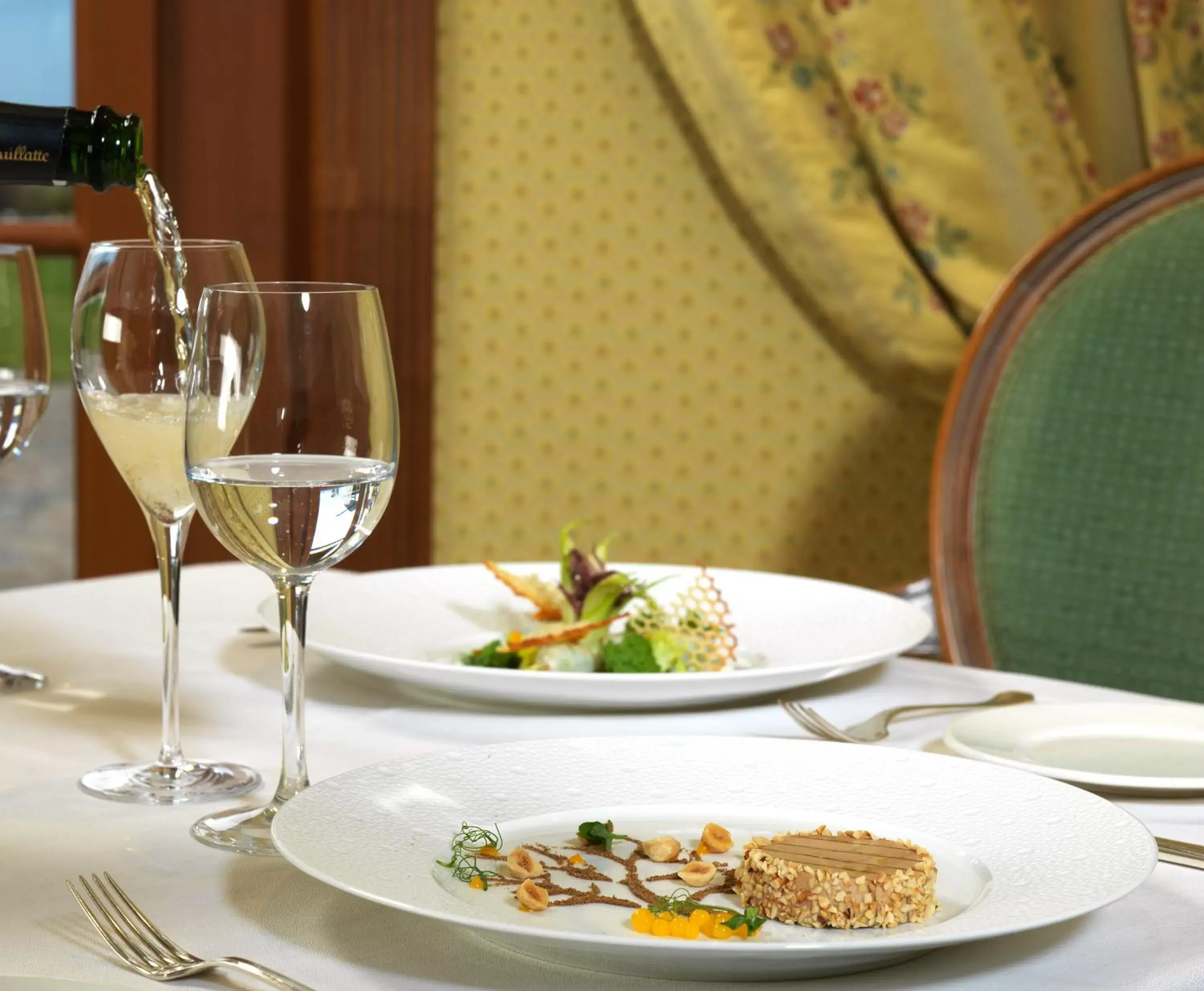 Lunch and Dinner in Villa Principe Leopoldo - Ticino Hotels Group