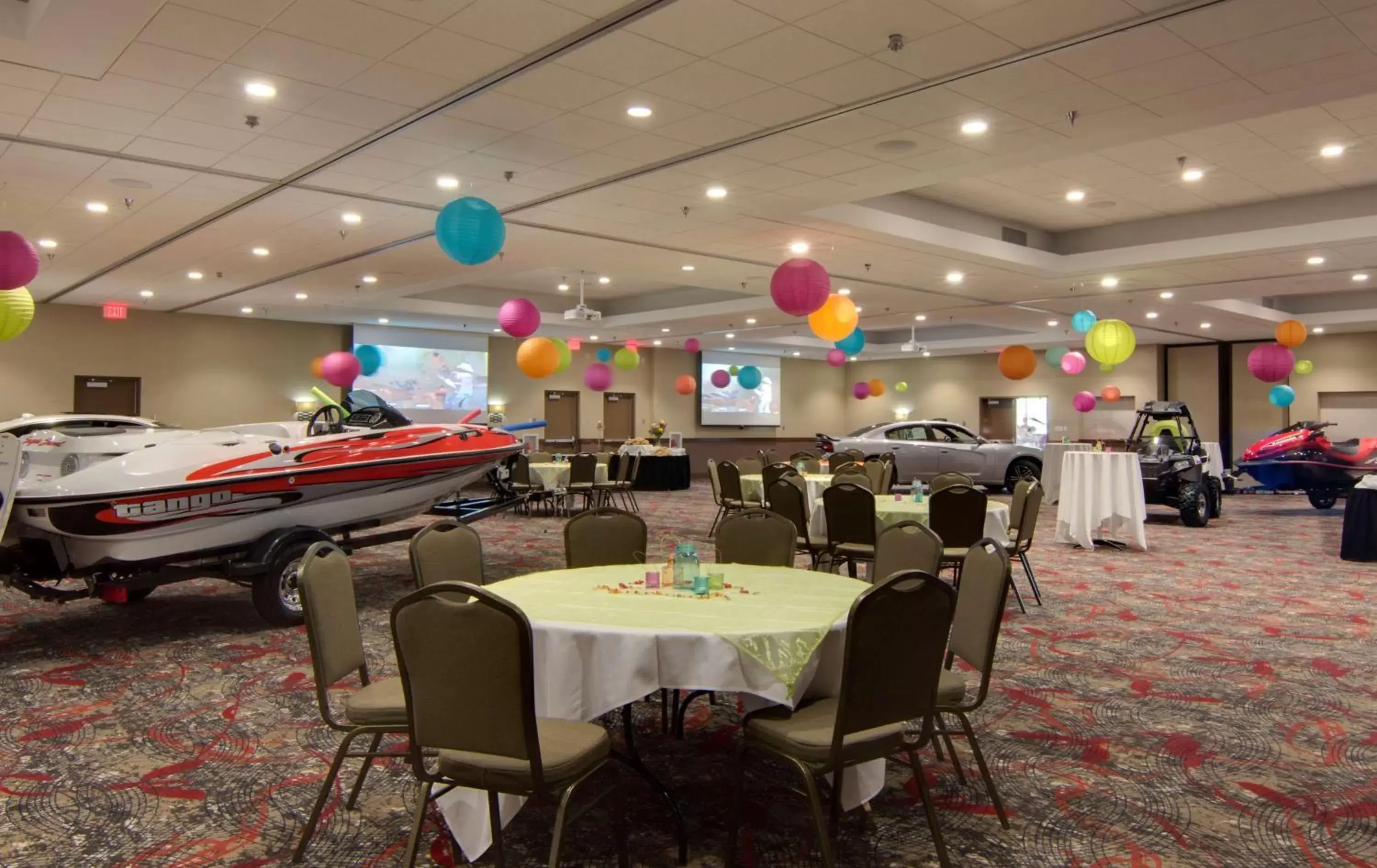 Banquet/Function facilities, Restaurant/Places to Eat in Best Western Plus Willmar